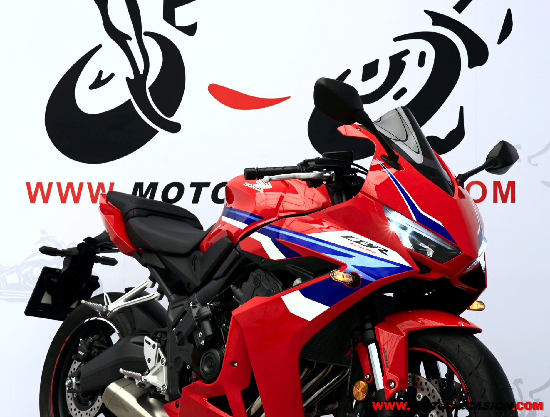 HONDA CBR 650 R E-CLUTCH ¿A2? GARANTÍA OFICIAL (copia)