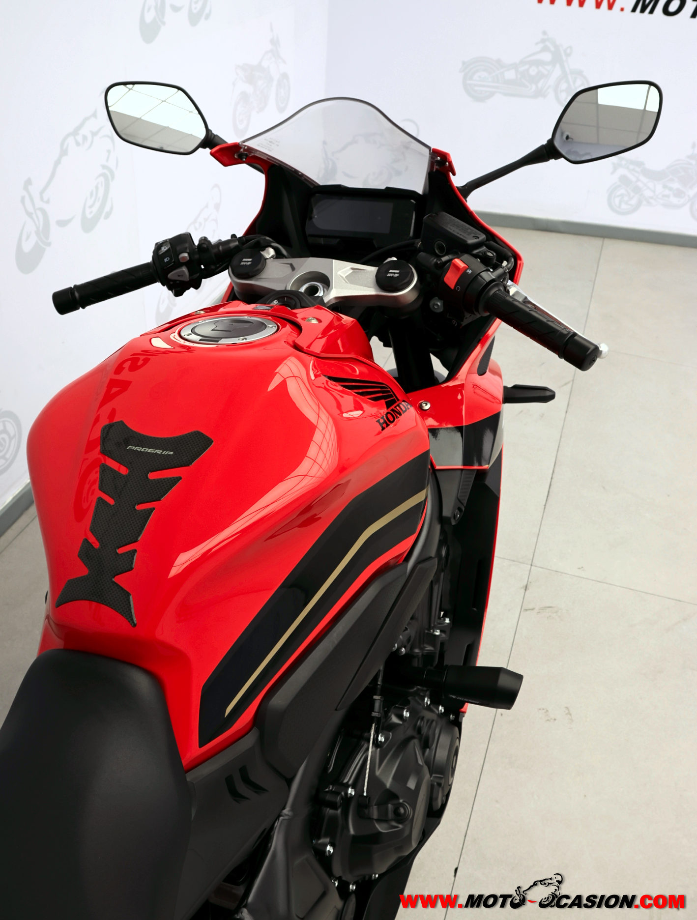 HONDA CBR 650 R E-CLUTCH -A2- GARANTÍA OFICIAL (copia)