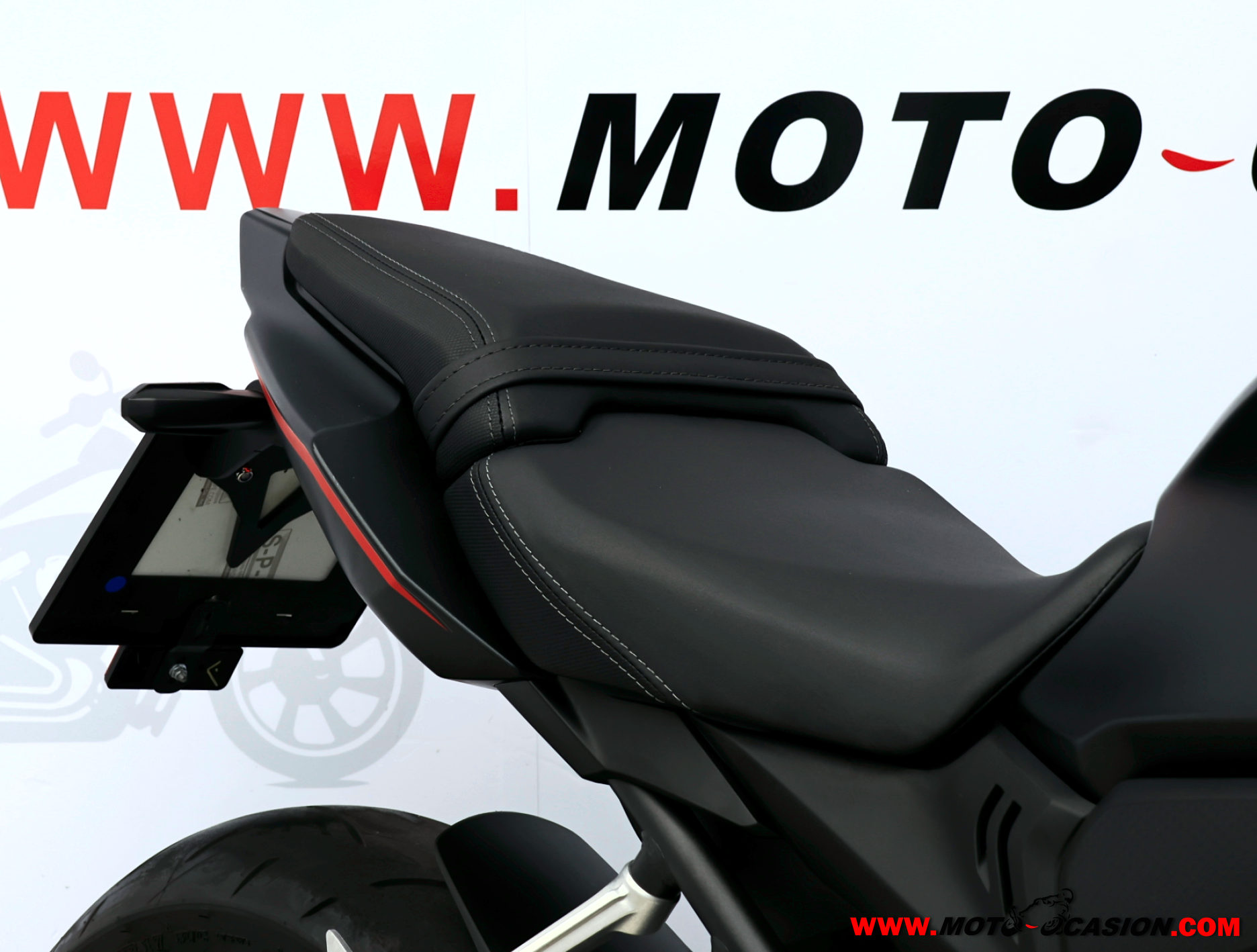 HONDA CBR 650 R E-CLUTCH -A2- GARANTÍA OFICIAL (copia)