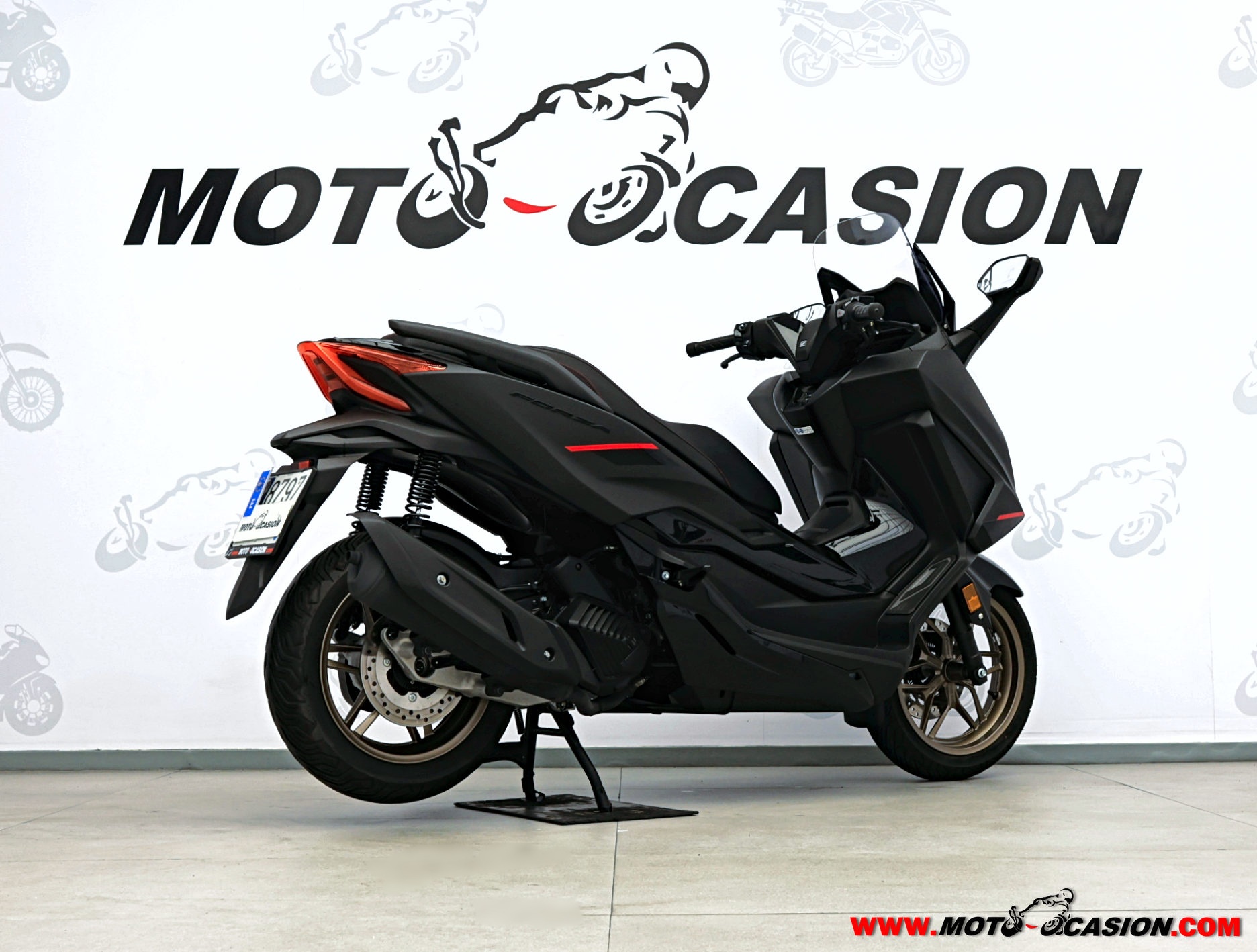 HONDA FORZA 125 -APTA b - (copia)