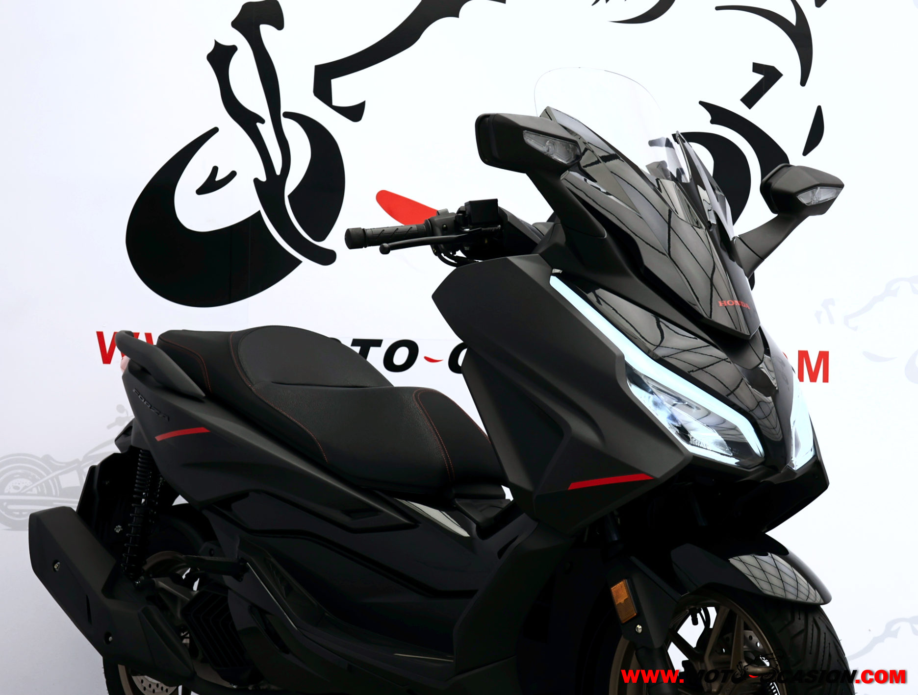 HONDA FORZA 125 -APTA b - (copia)