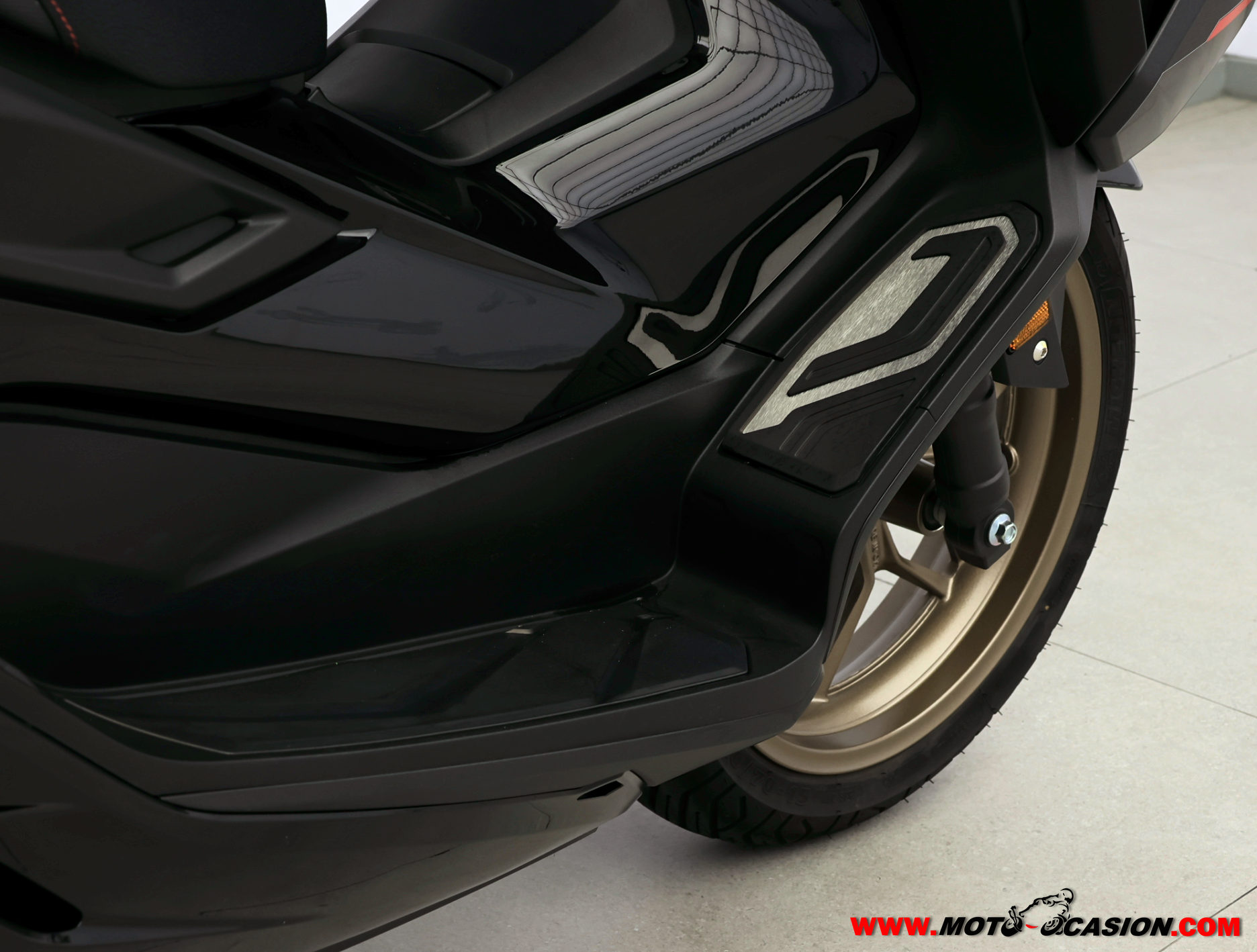 HONDA FORZA 125 -APTA b - (copia)