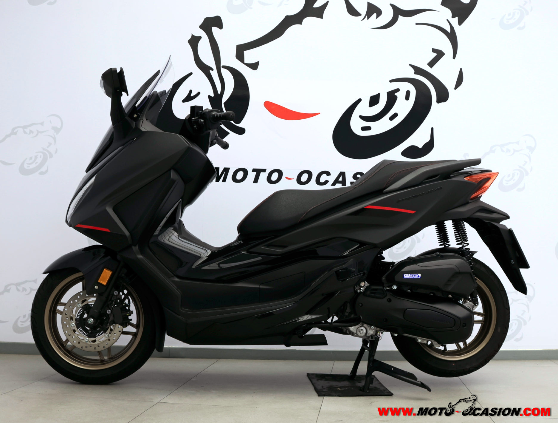 HONDA FORZA 125 -APTA b - (copia)