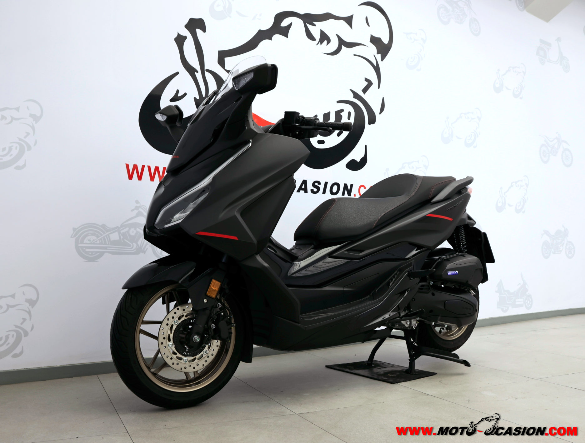 HONDA FORZA 125 -APTA b - (copia)