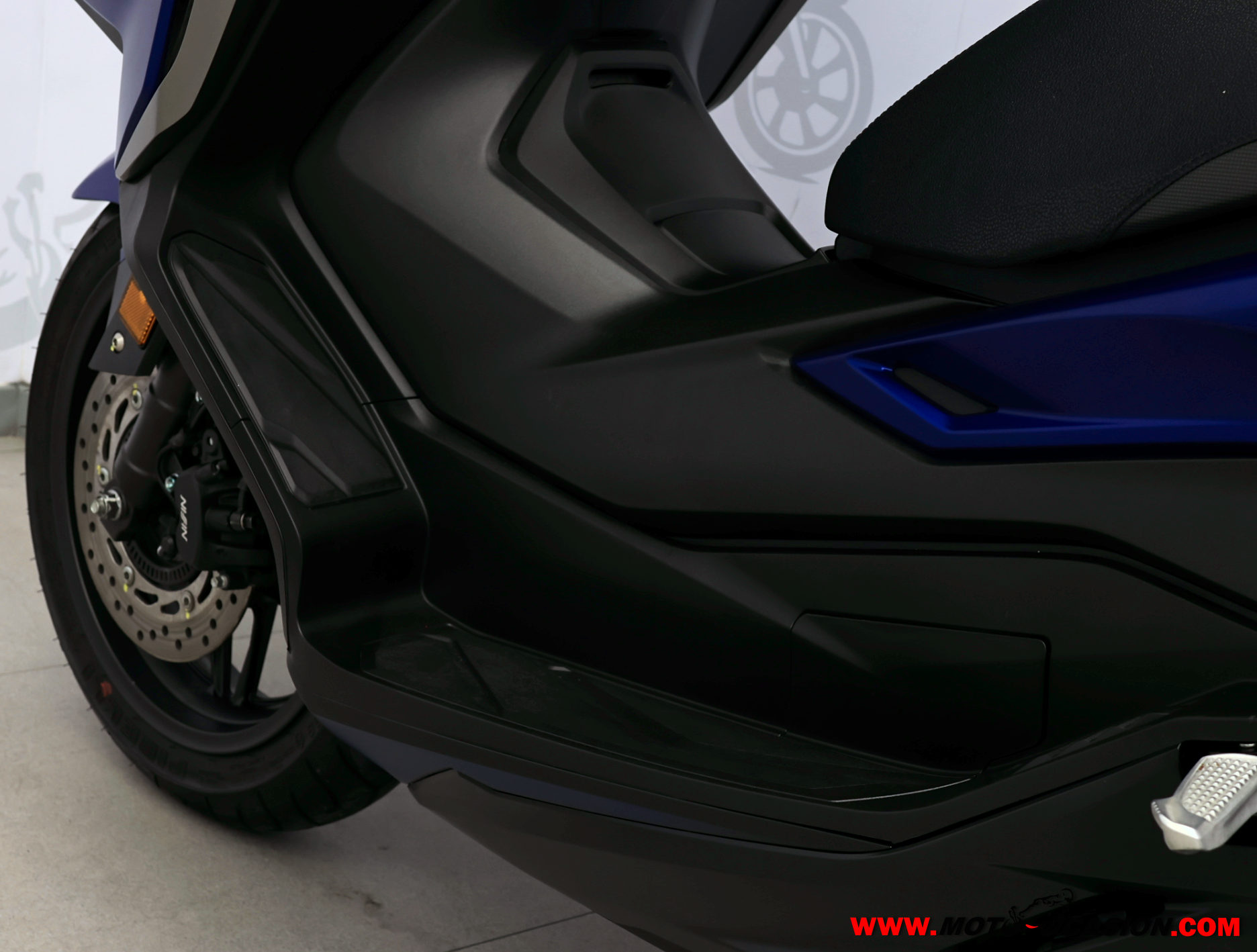 HONDA FORZA 350 -APTA A2-