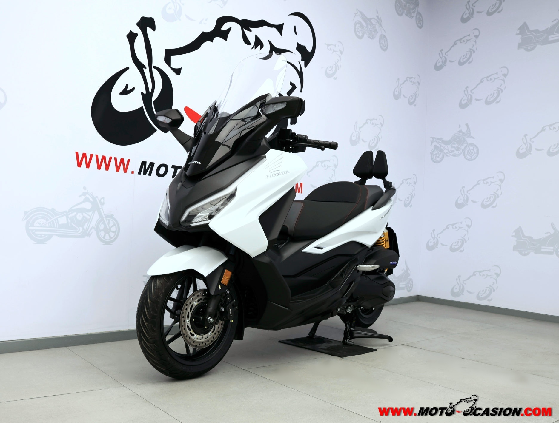 HONDA FORZA 350 -APTA A2- GARANTÍA OFICIAL (copia)