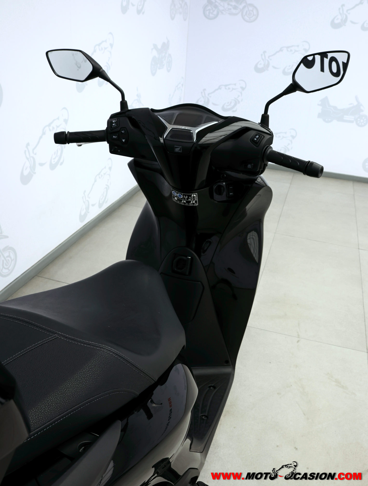 HONDA SH 125 -APTA B Y A1- GARANTÍA OFICIAL