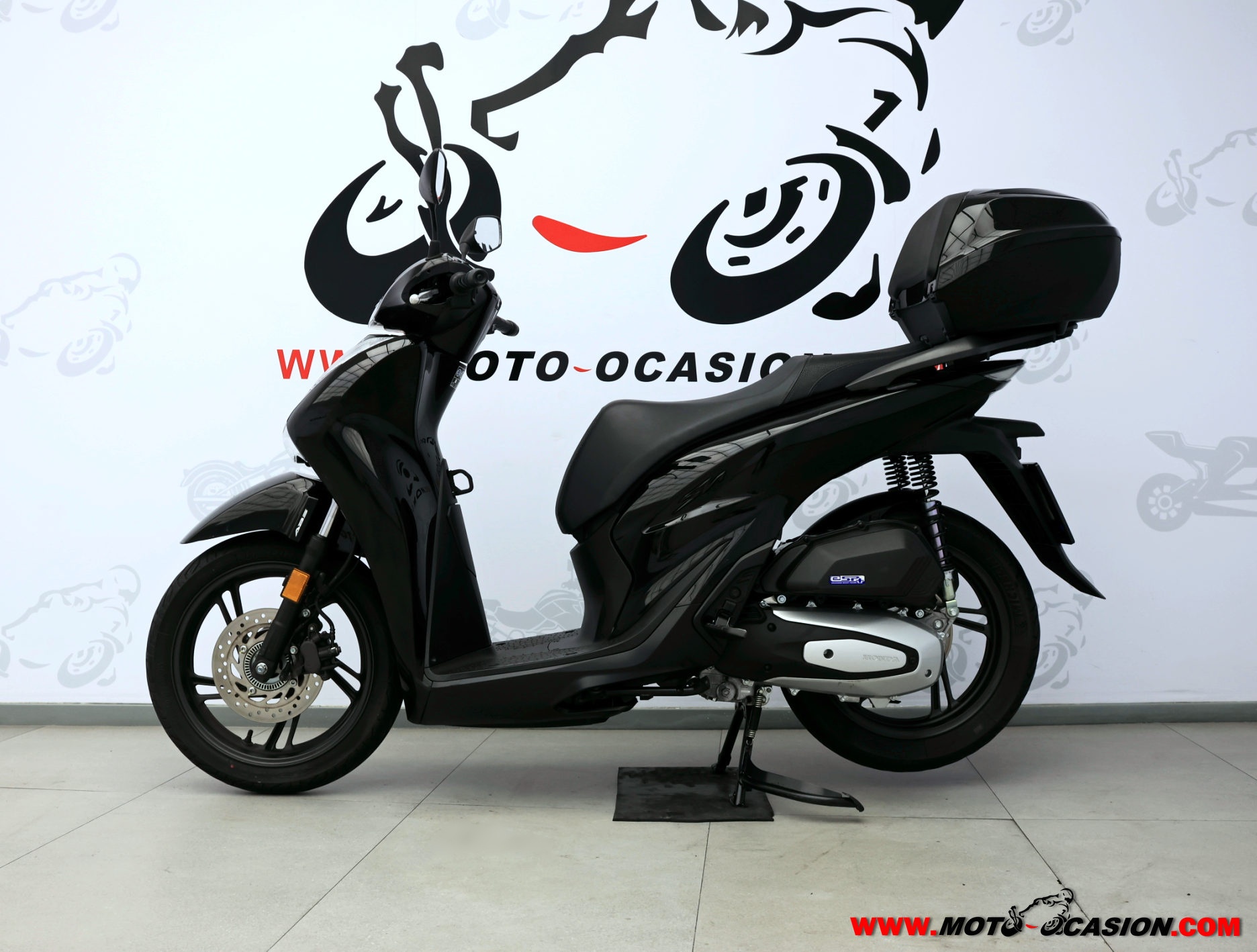 HONDA SH 125 -APTA B Y A1- GARANTÍA OFICIAL