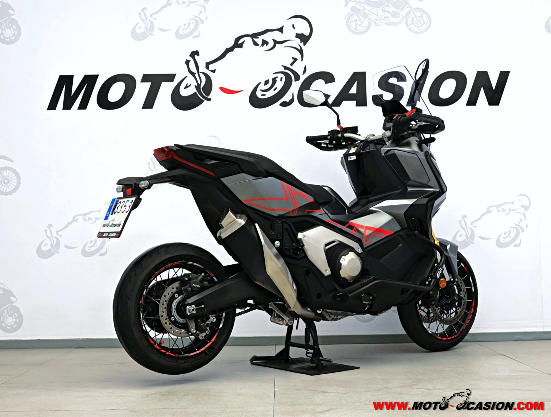 HONDA X-ADV 750 ¿A2? (copia)