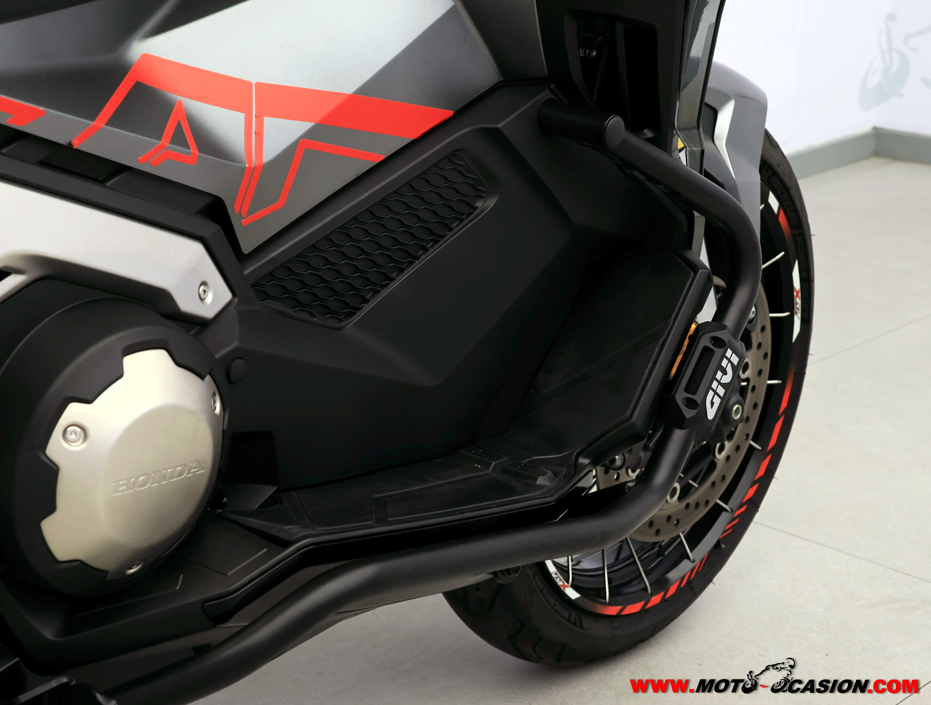 HONDA X-ADV 750 ¿A2? (copia)