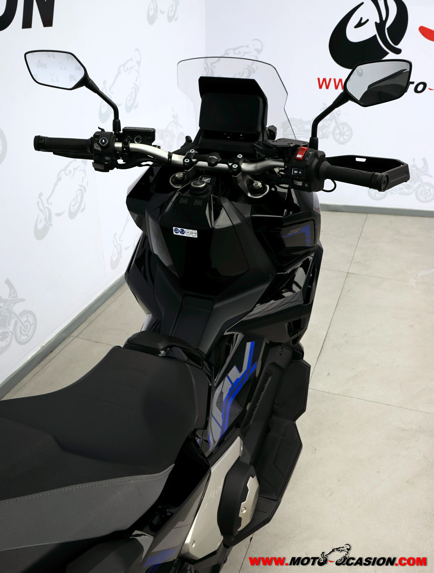 HONDA X-ADV 750 ¿A2? GARANTÍA OFICIAL (copia)