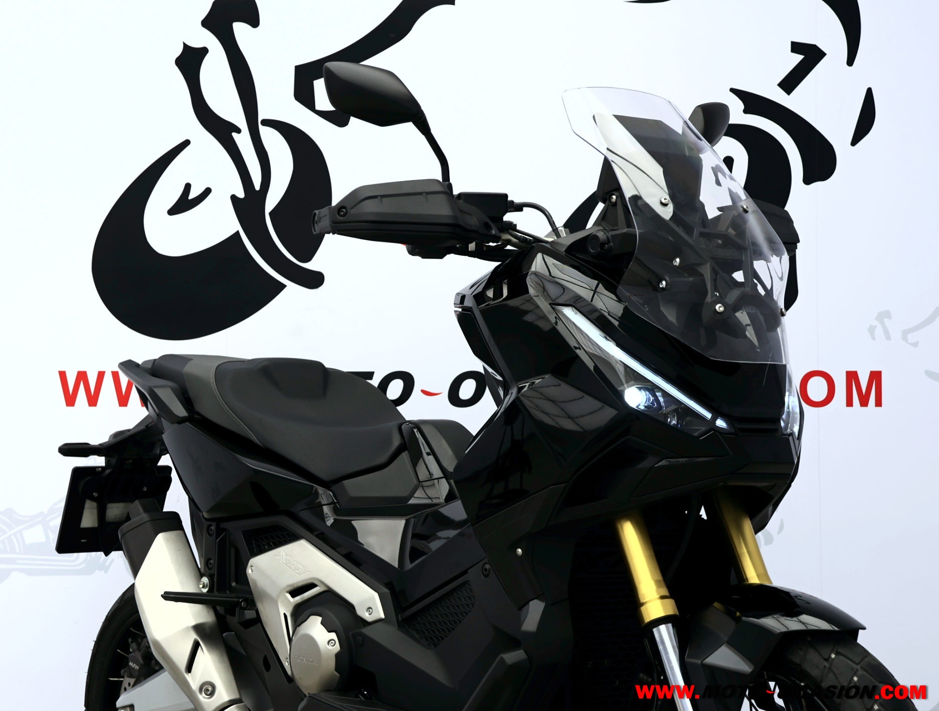 HONDA X-ADV 750 ¿A2? GARANTÍA OFICIAL (copia)
