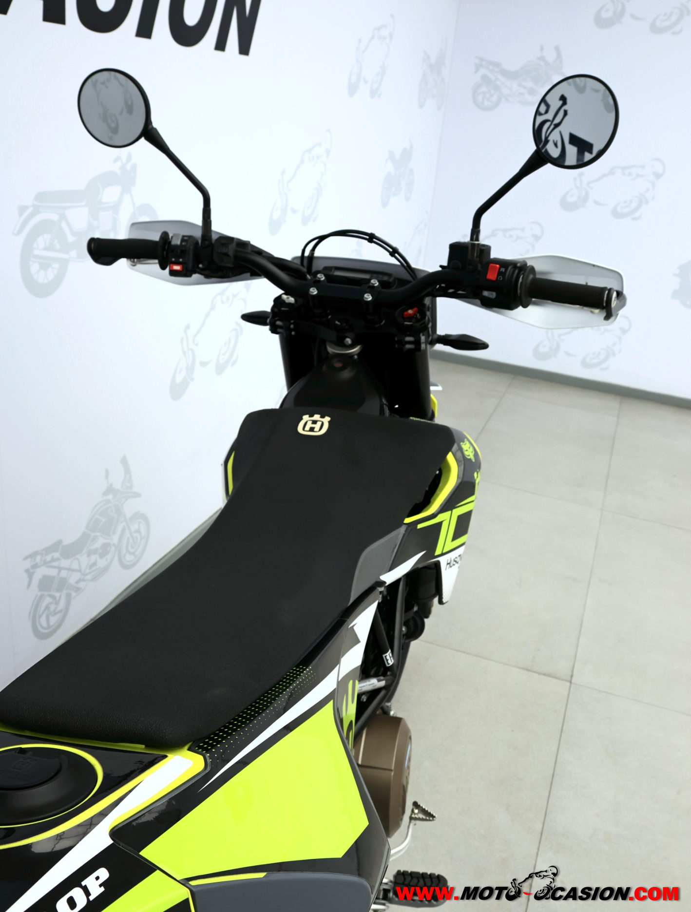 HUSQVARNA 701 SUPERMOTO -A2-