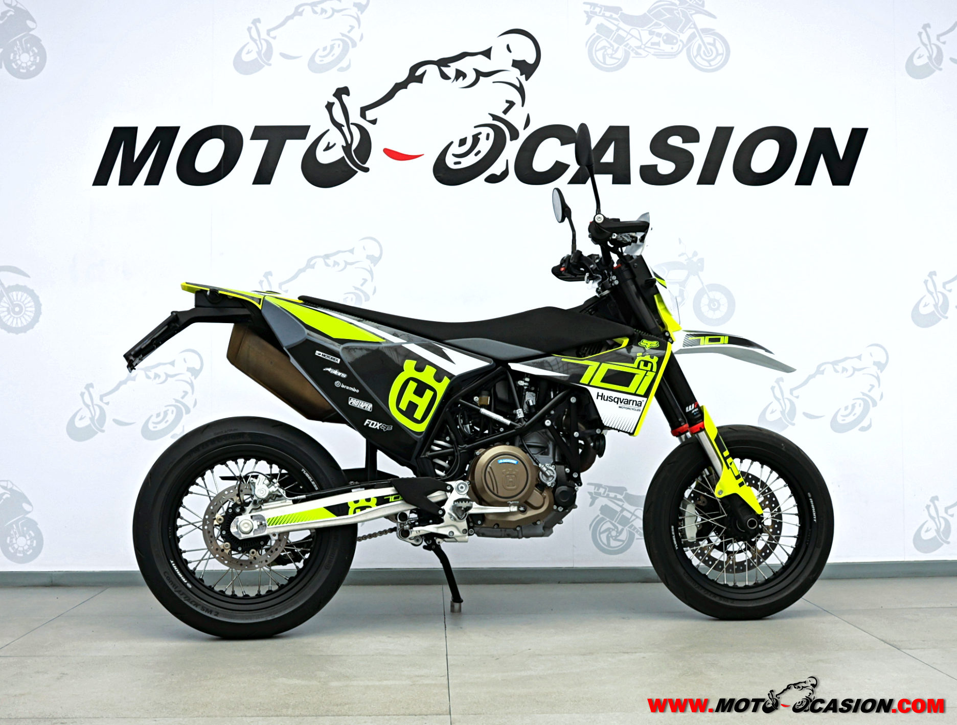 HUSQVARNA 701 SUPERMOTO -A2-