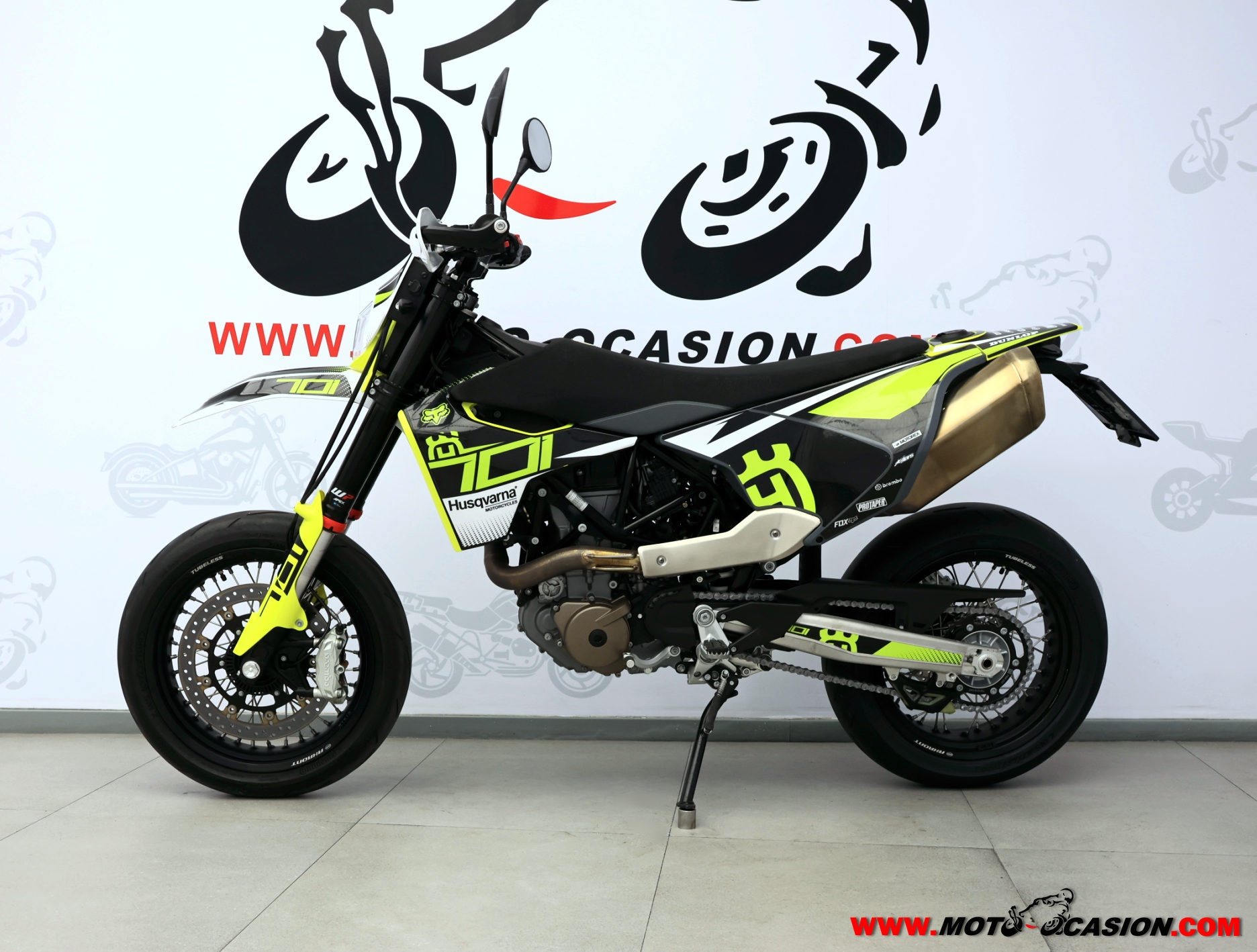 HUSQVARNA 701 SUPERMOTO -A2-