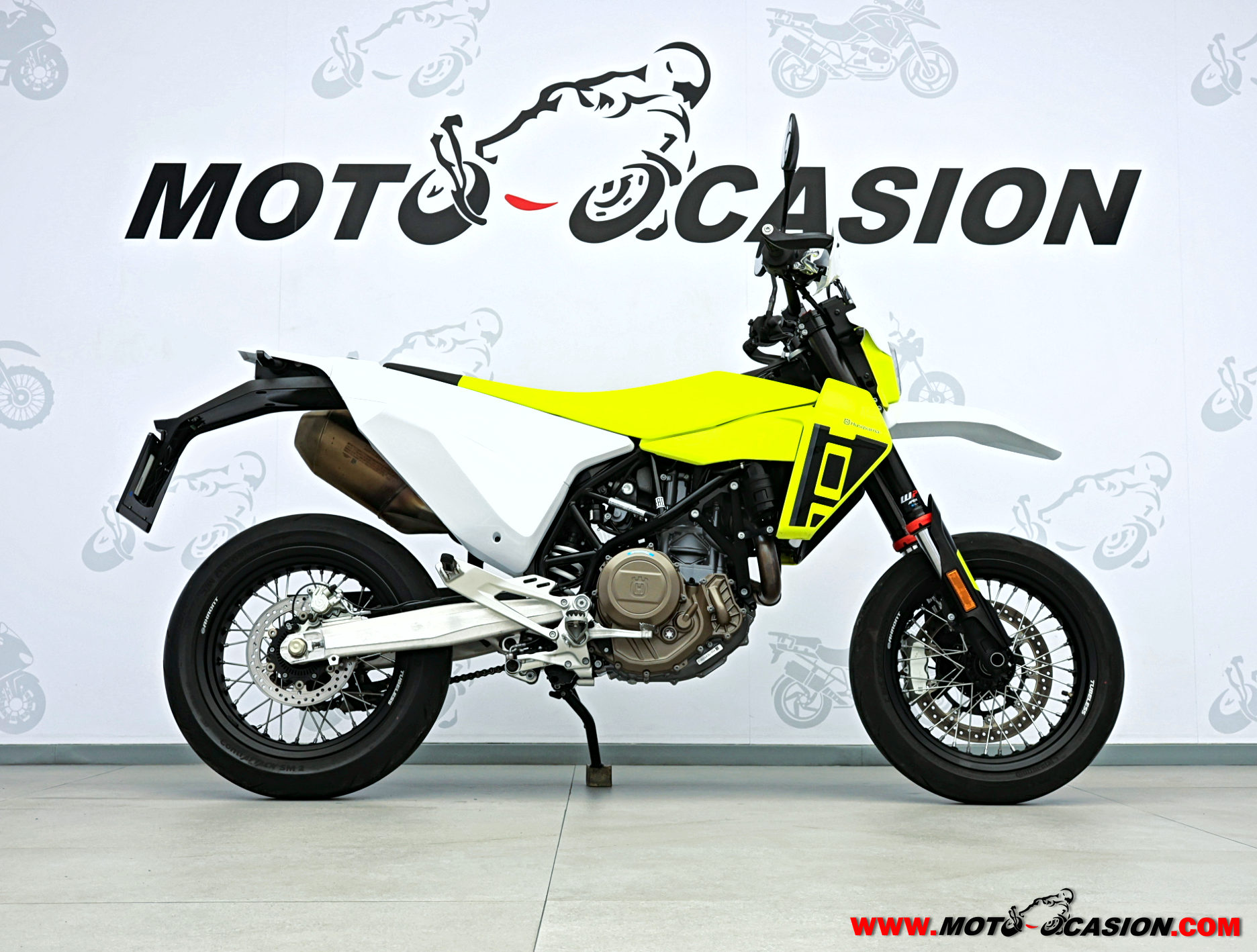 HUSQVARNA 701 SUPERMOTO -A2- GARANTÍA OFICIAL (copia)