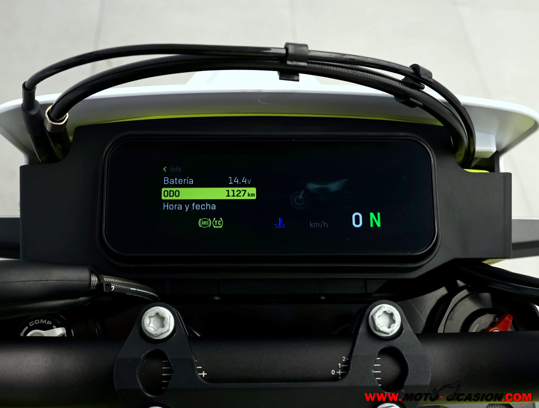 HUSQVARNA 701 SUPERMOTO -A2- GARANTÍA OFICIAL (copia)