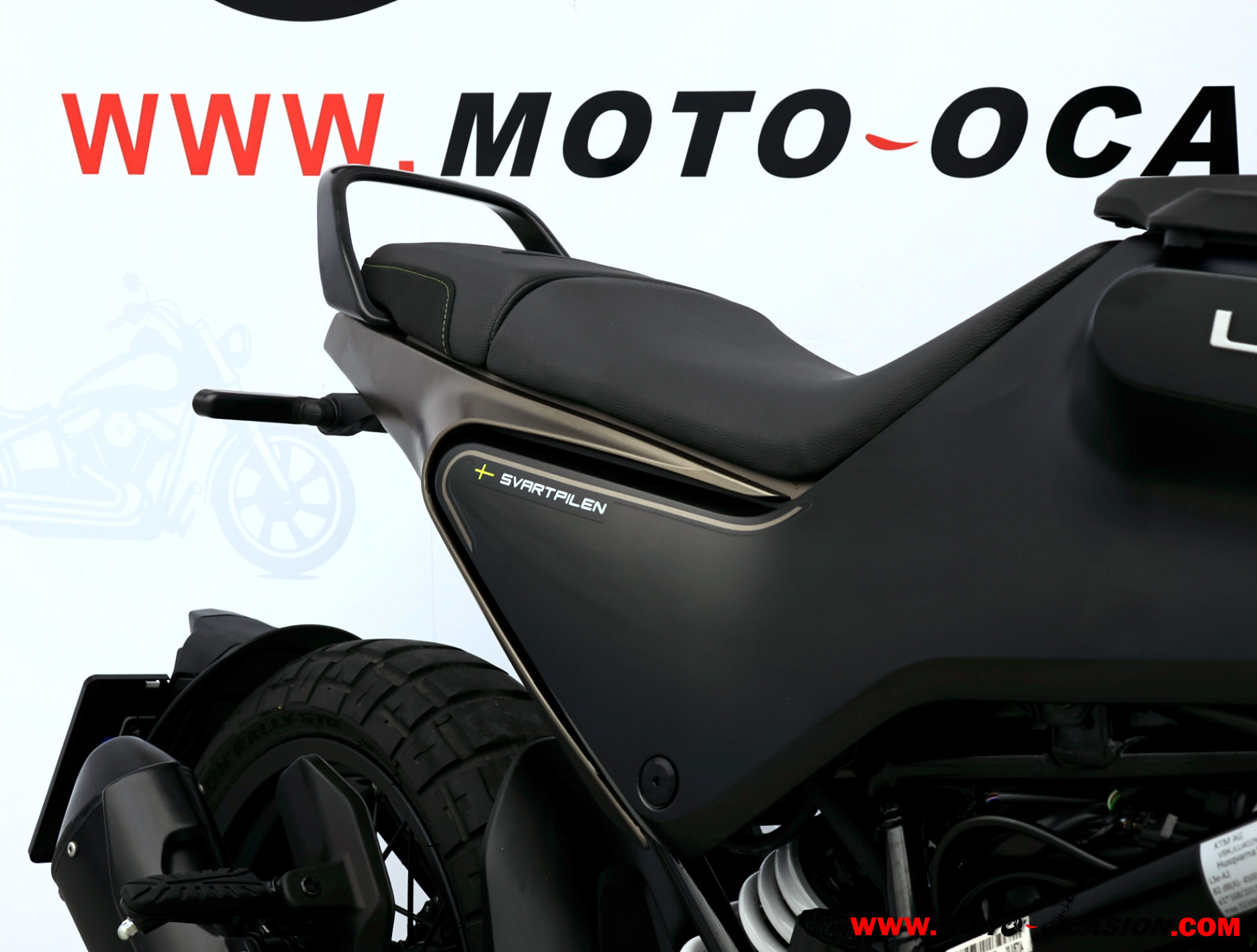 HUSQVARNA SVARTPILEN 125 -APTA A2-