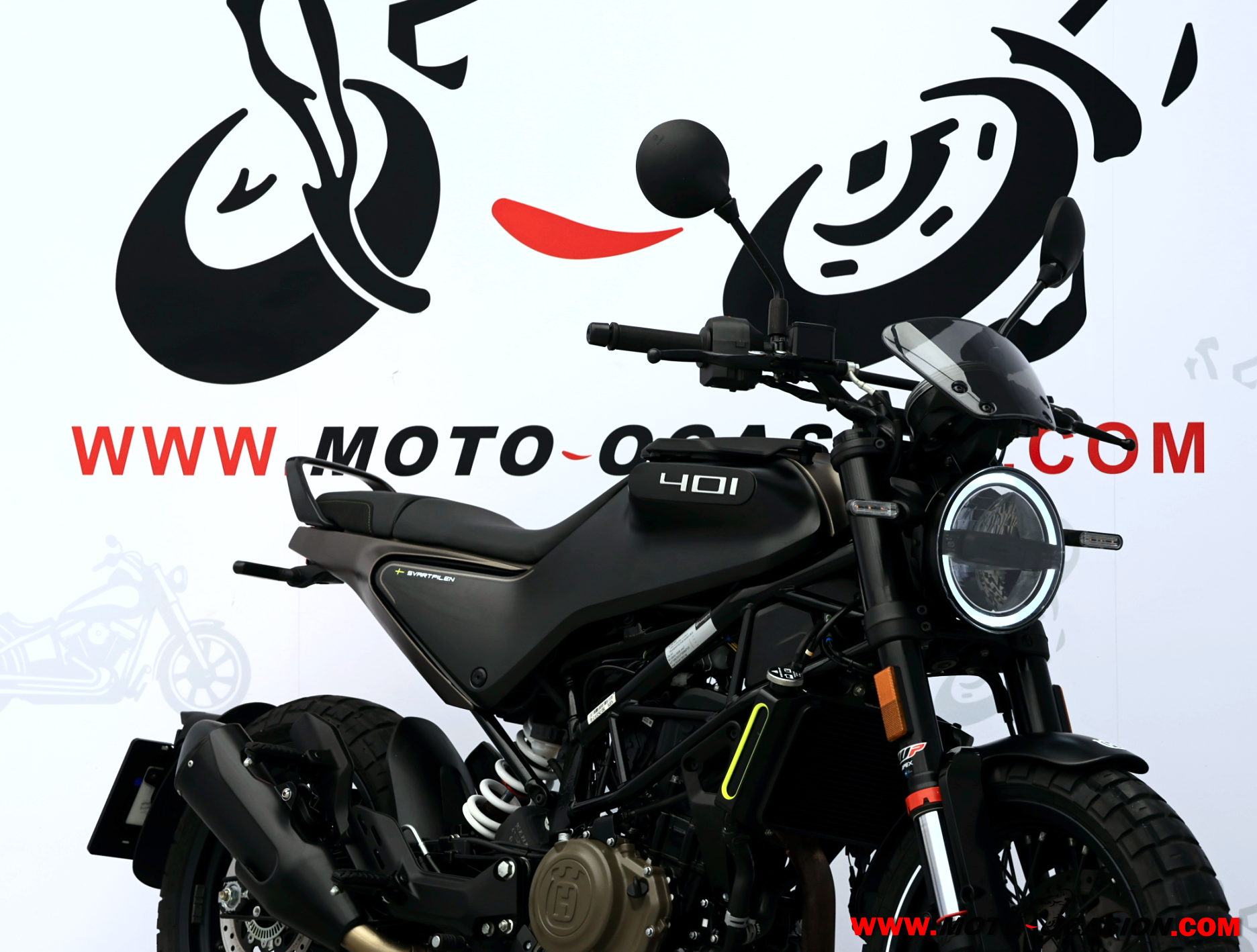 HUSQVARNA SVARTPILEN 125 -APTA A2-