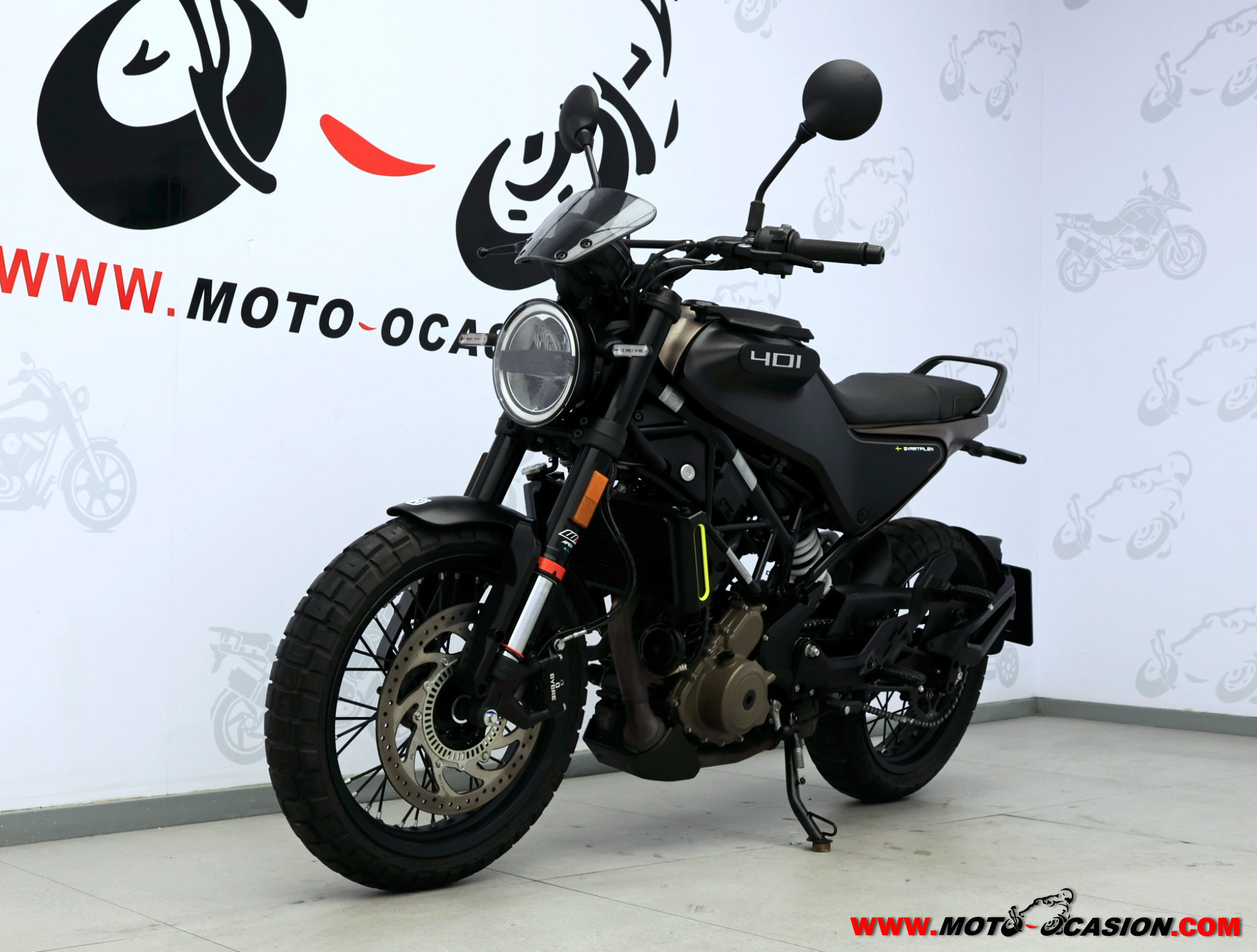 HUSQVARNA SVARTPILEN 125 -APTA A2-