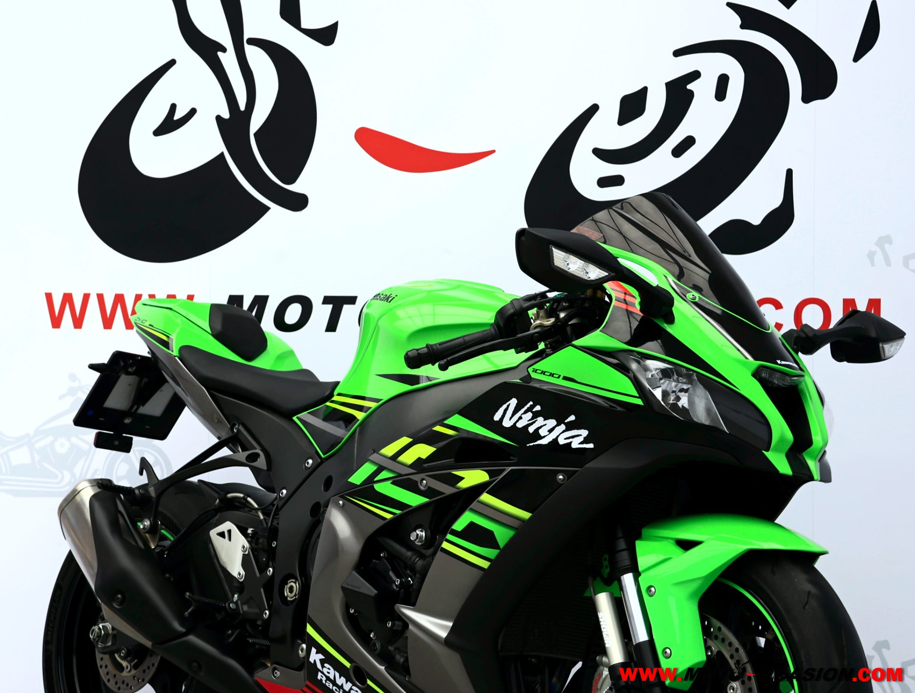 KAWASAKI NINJA ZX-10R (copia)