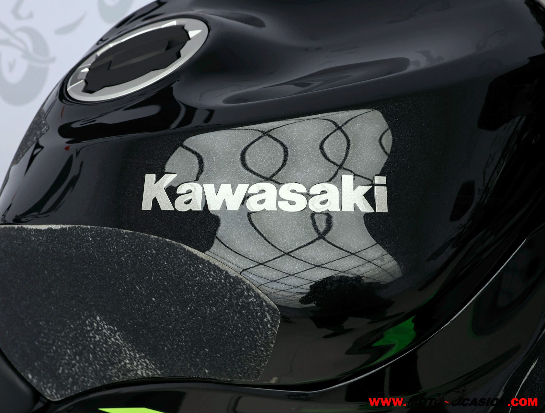 KAWASAKI NINJA ZX-6R -GARANTÍA OFICIAL-