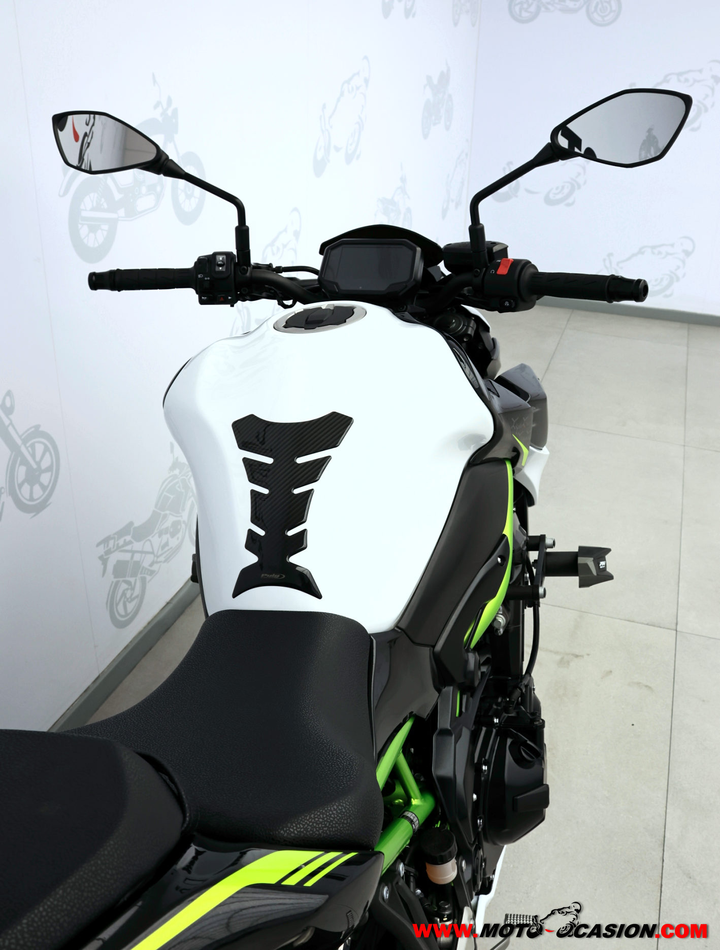 KAWASAKI Z 900 (copia)