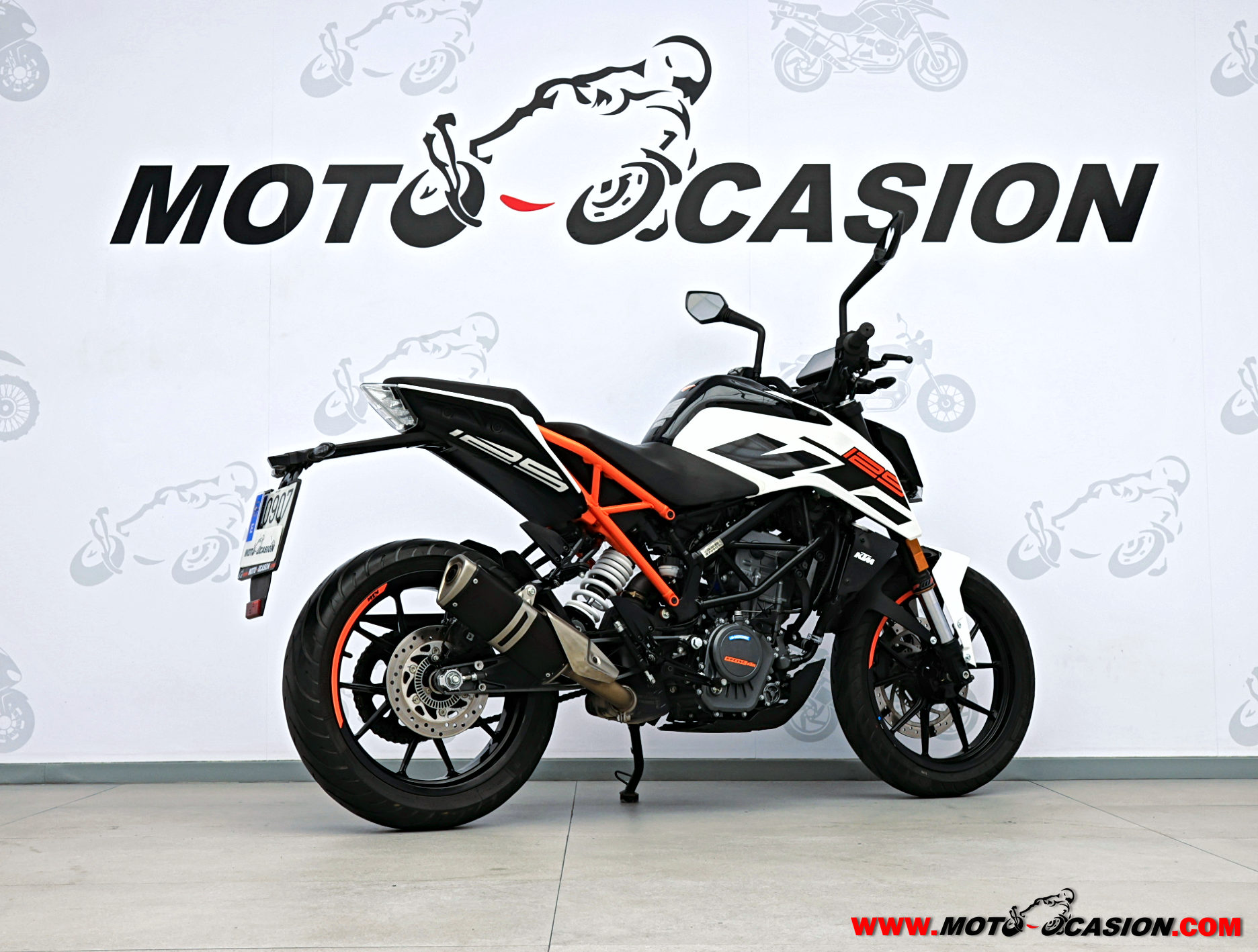 KTM 125 DUKE -APTA B Y A1-
