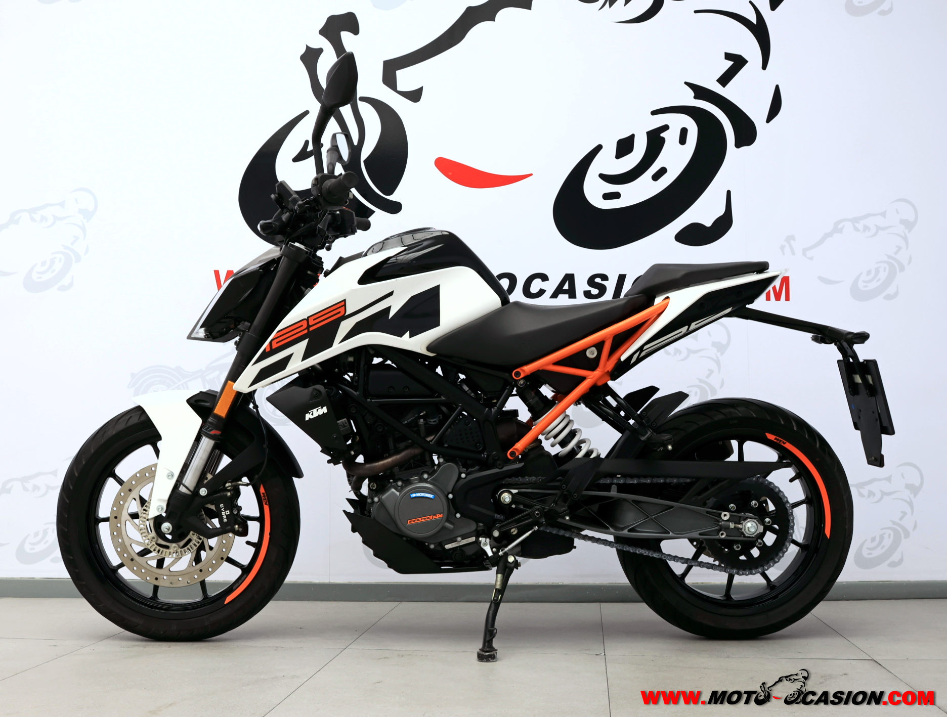 KTM 125 DUKE -APTA B Y A1-