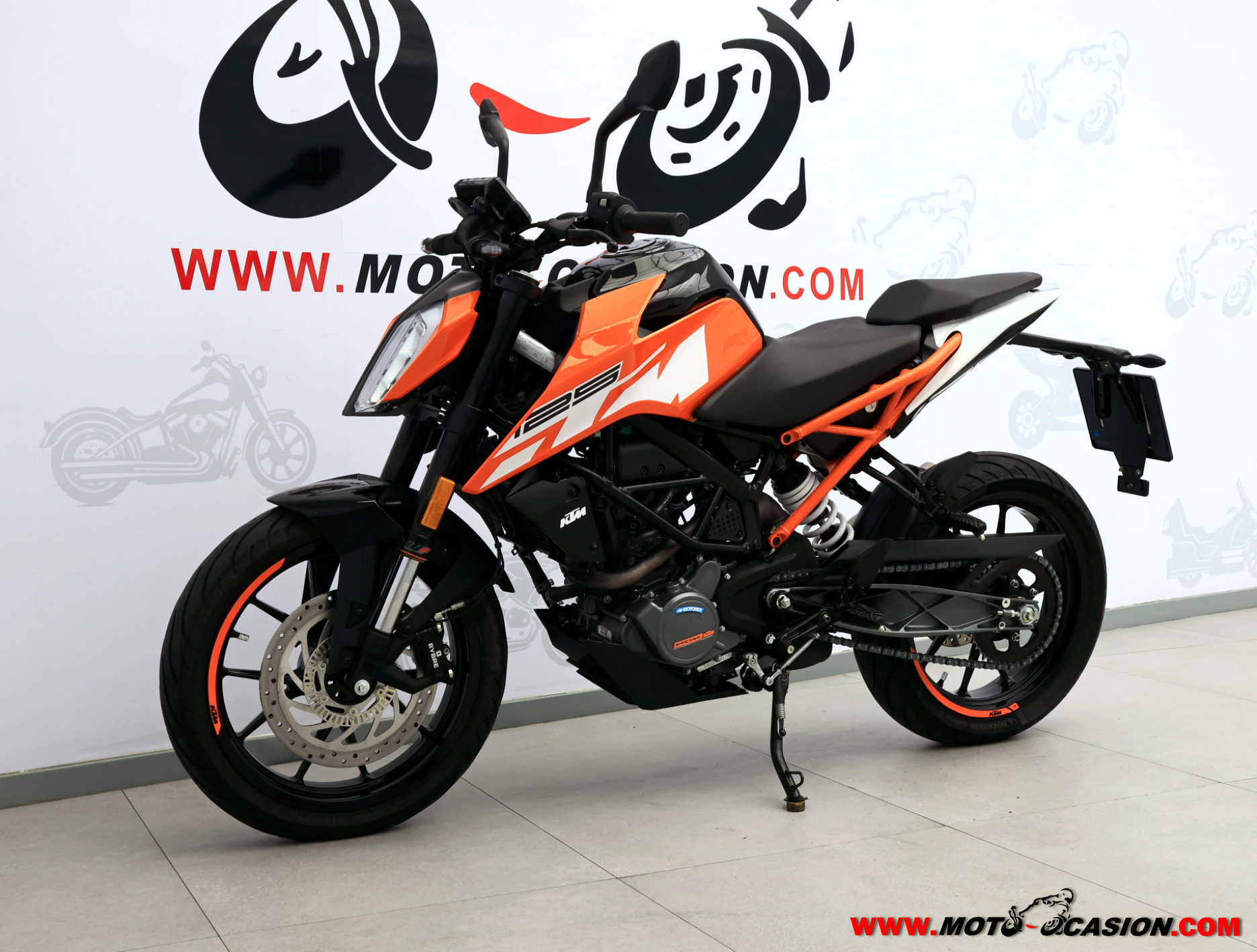 KTM 125 DUKE -APTA B Y A1-