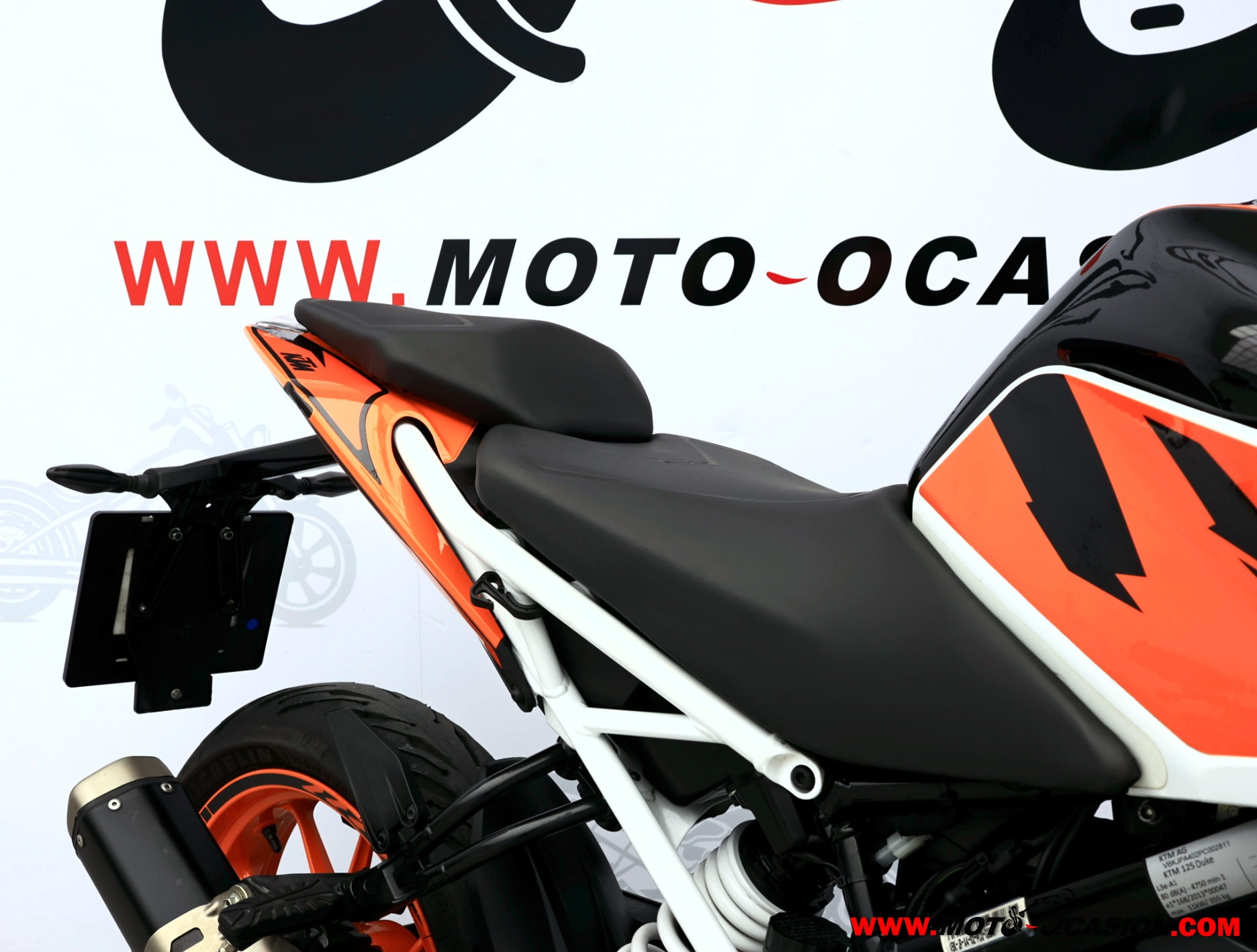 KTM 125 DUKE -APTA B y A1-
