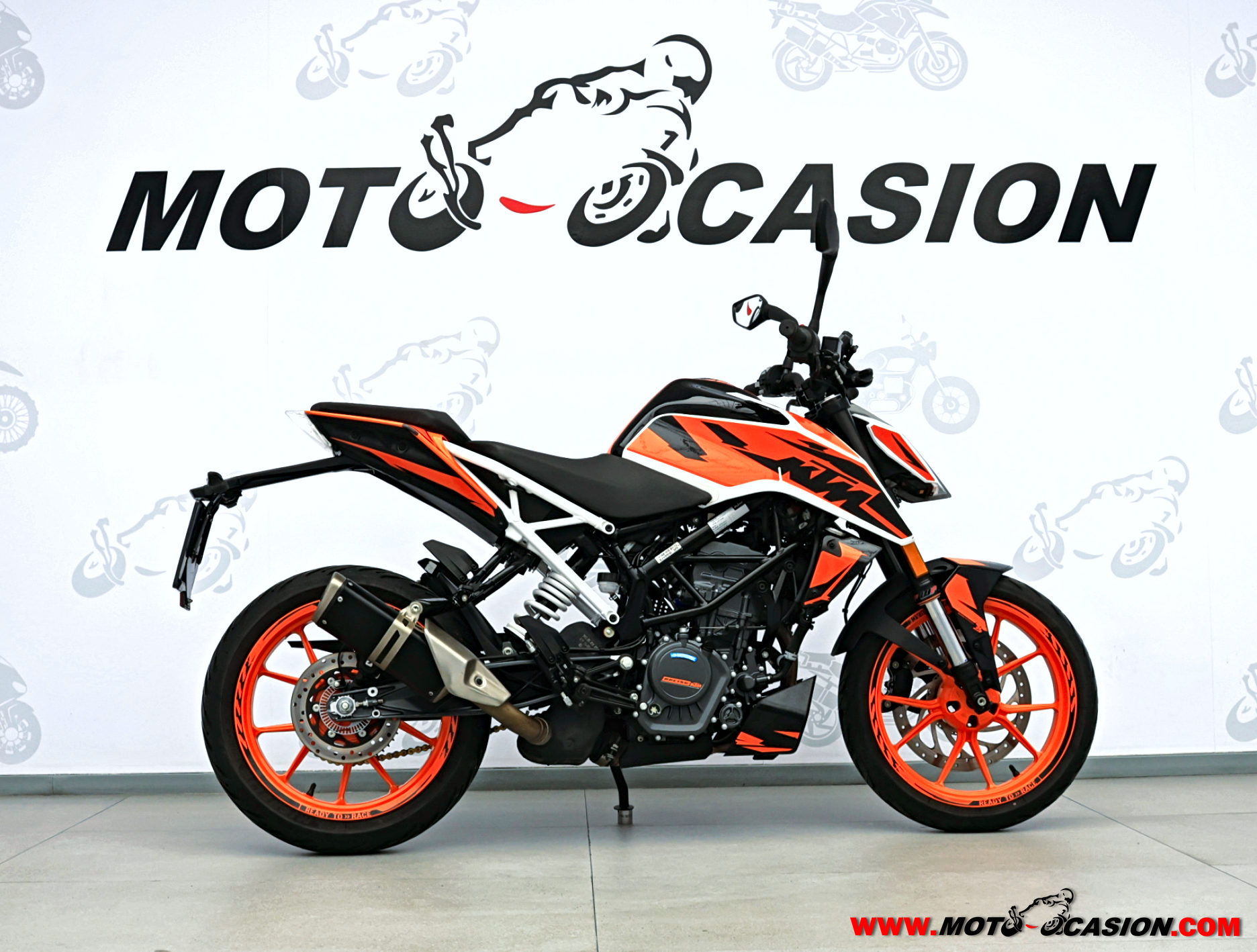 KTM 125 DUKE -APTA B y A1-