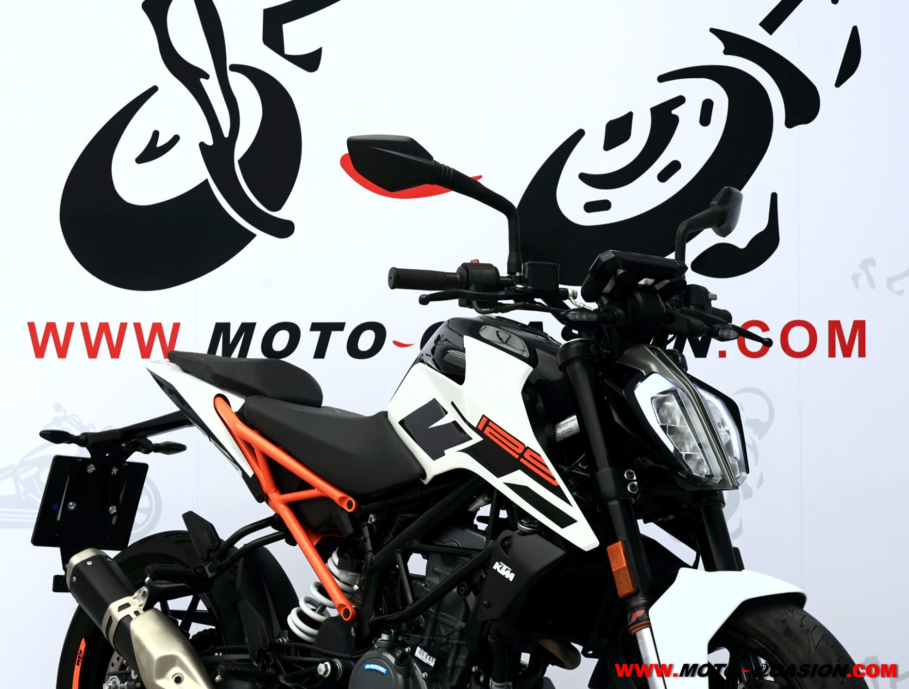 KTM 125 DUKE -APTA B Y A1- (copia)