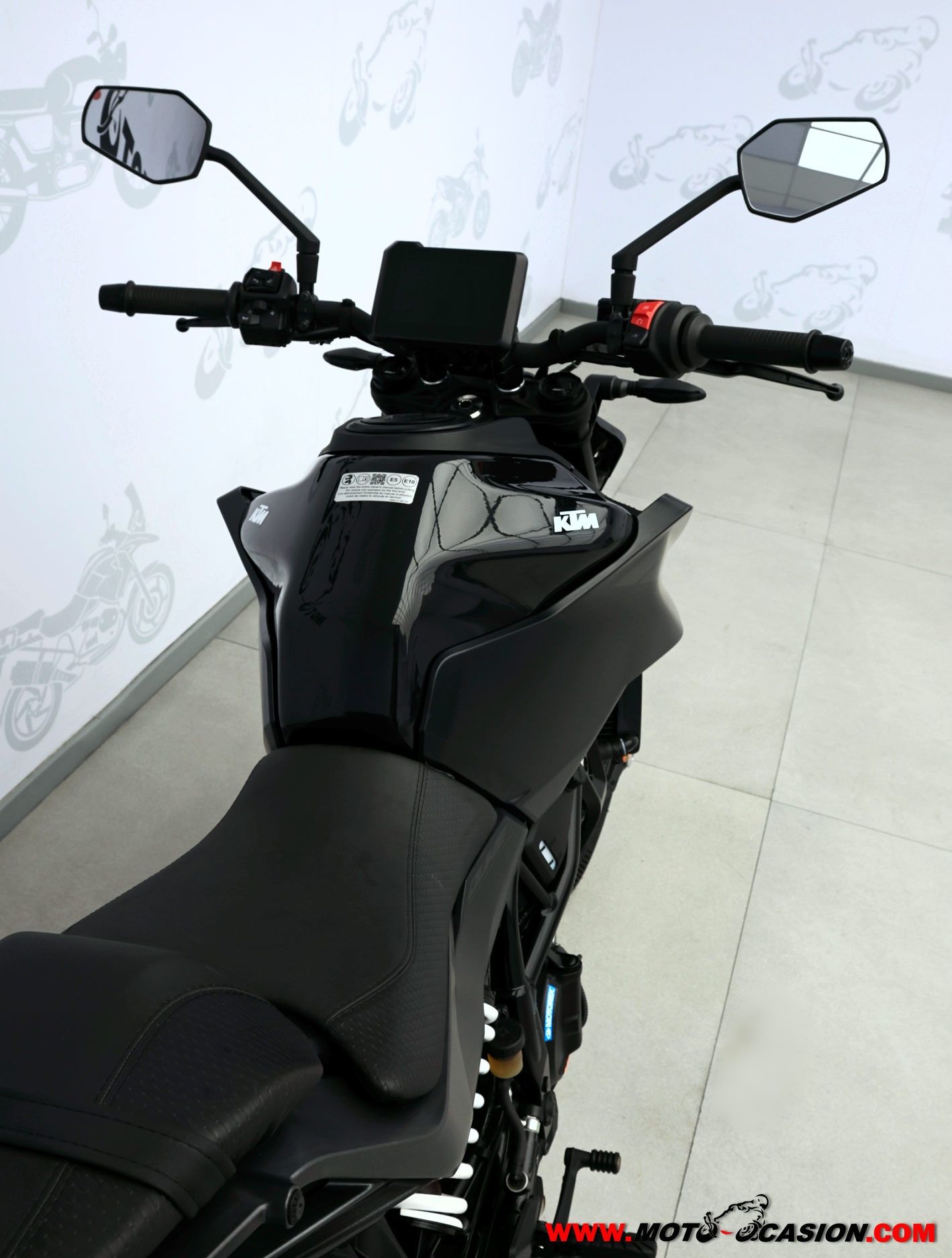 KTM 125 DUKE -APTA B Y A1- (copia)