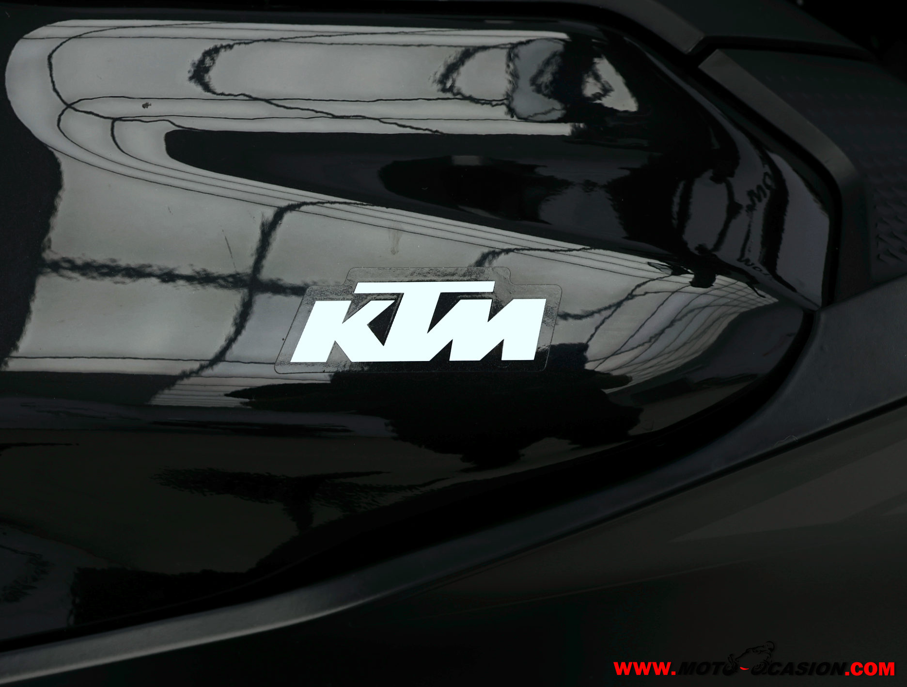 KTM 125 DUKE -APTA B Y A1- (copia)