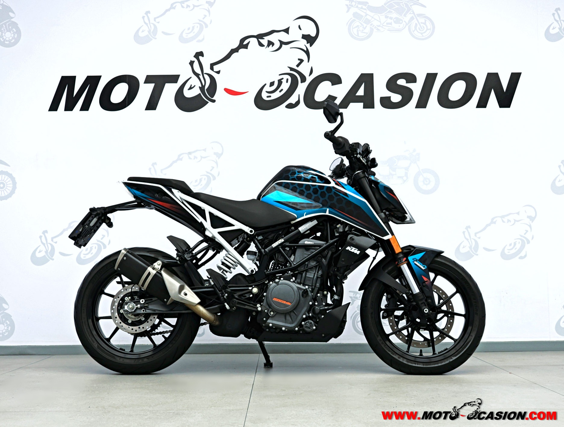 KTM 125 DUKE -APTA B Y A1- (copia)