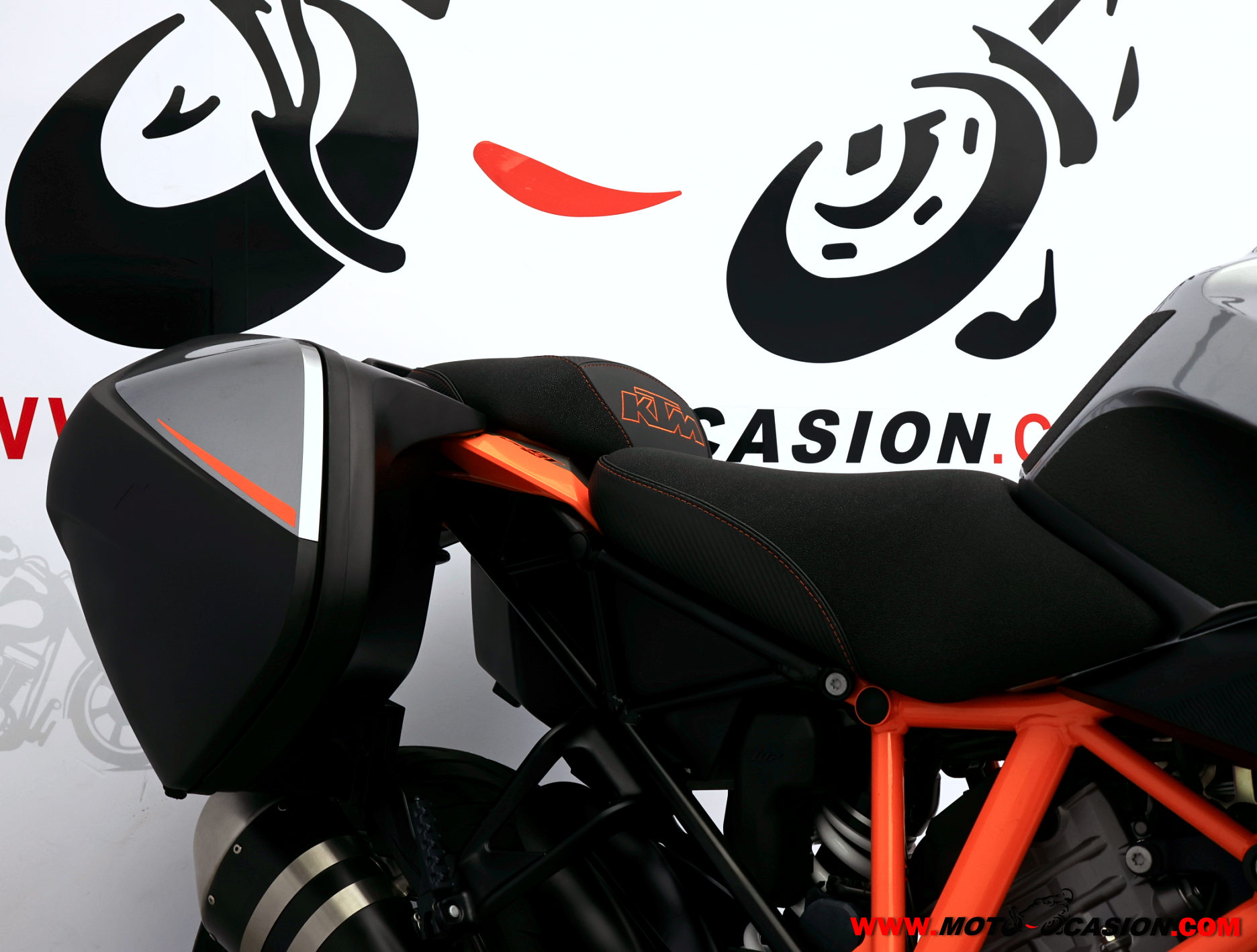 KTM 1290 SUPER DUKE GT (copia)