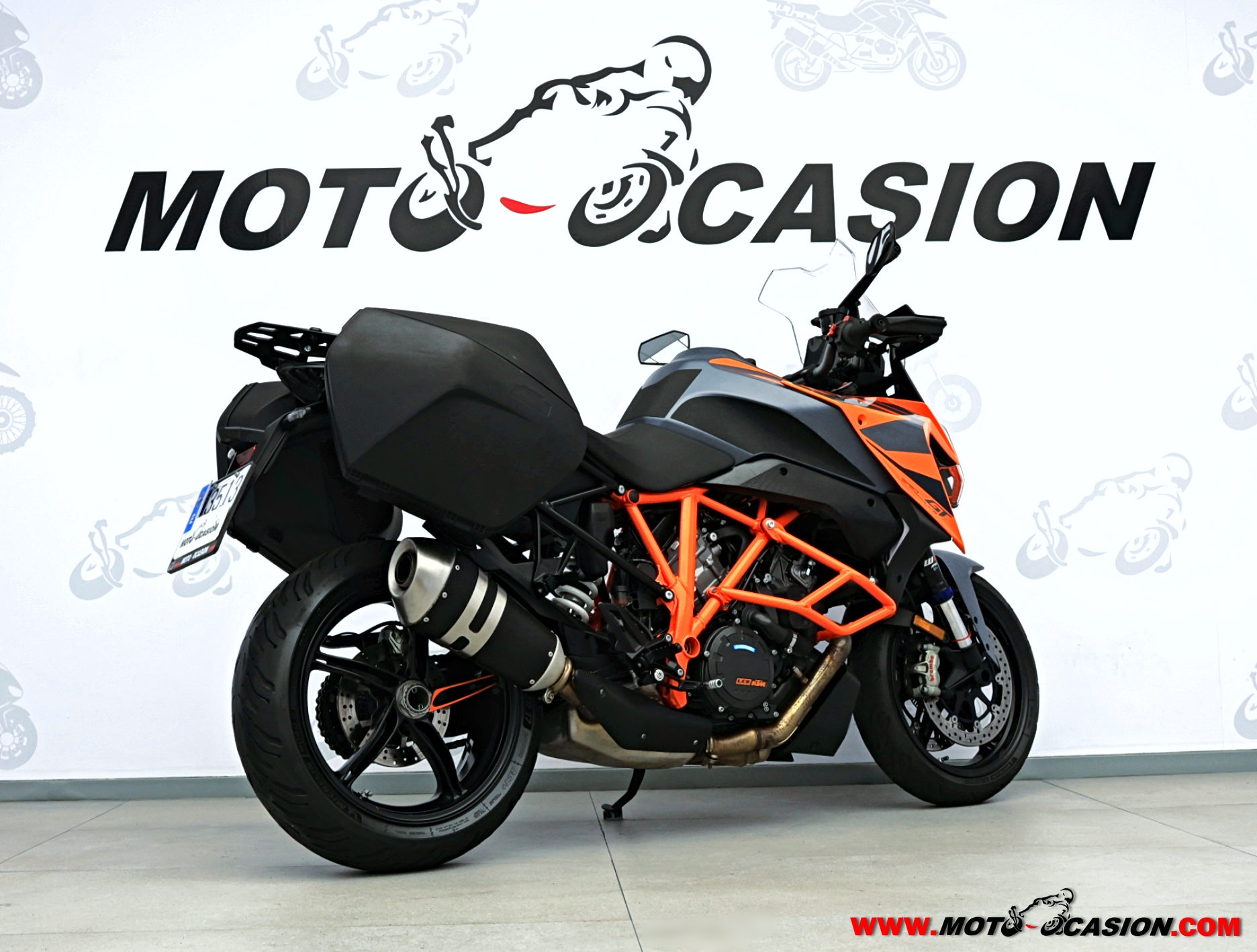 KTM 1290 SUPER DUKE GT (copia)
