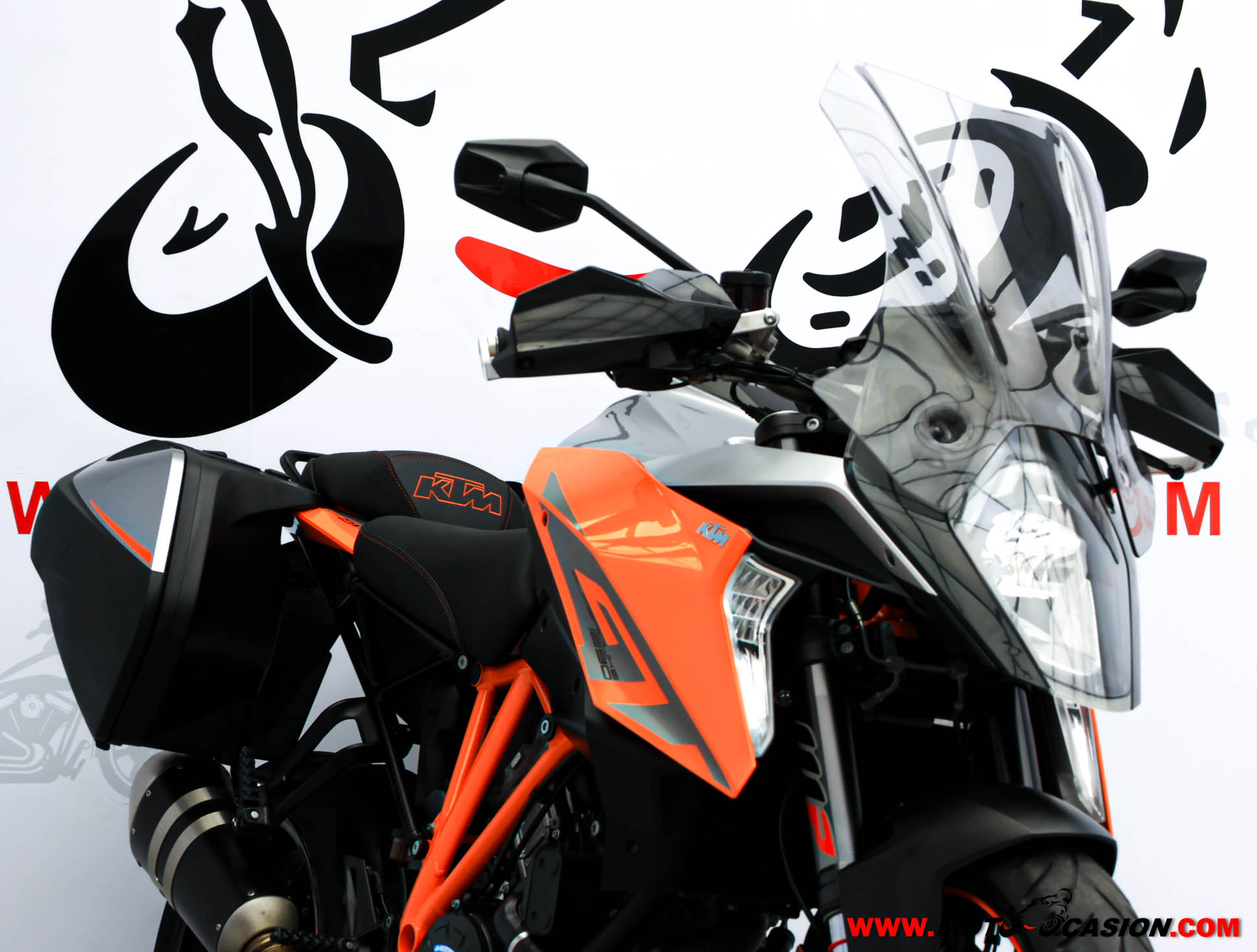 KTM 1290 SUPER DUKE GT (copia)
