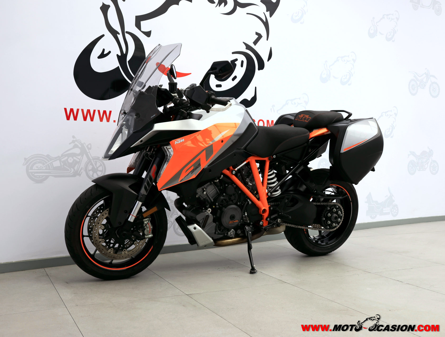KTM 1290 SUPER DUKE GT (copia)