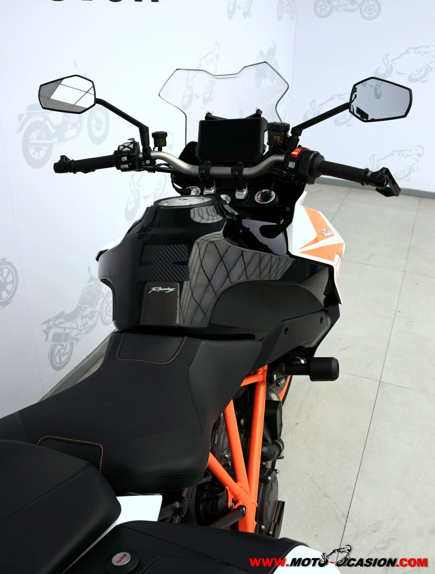 KTM 1290 SUPER DUKE GT (copia)