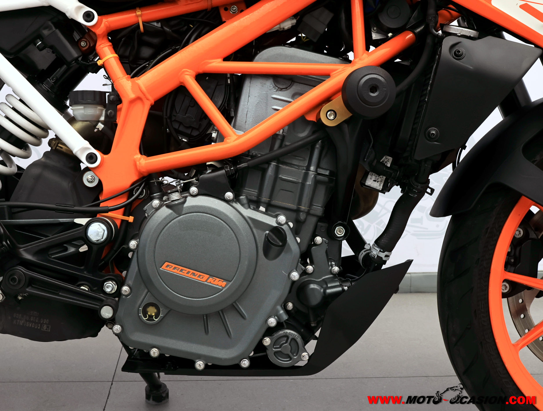 KTM 390 DUKE -APTA A2- (copia)