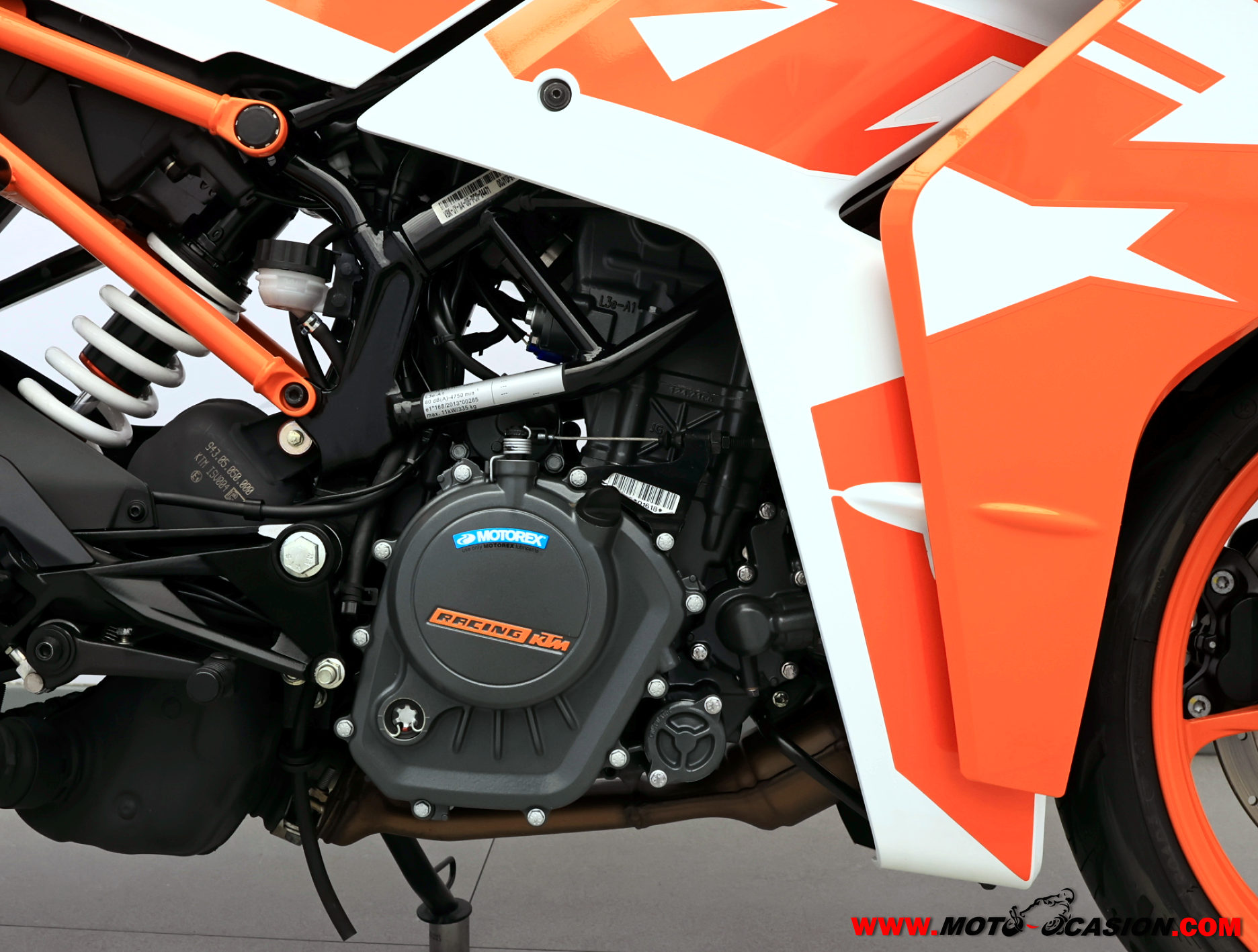 KTM RC 125 -APTA B Y A1- (copia)