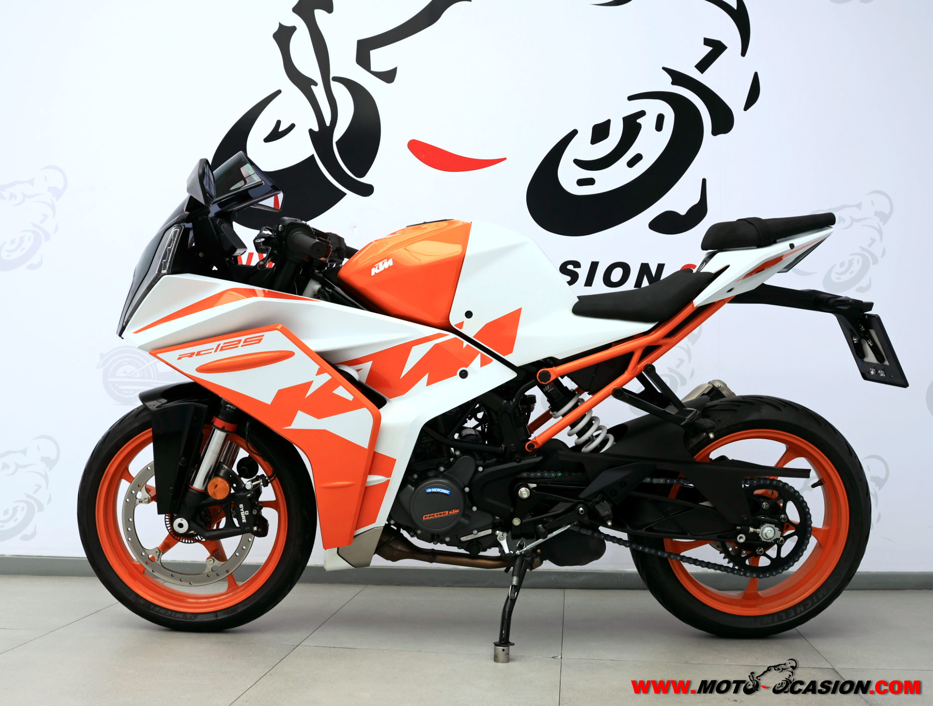 KTM RC 125 -APTA B Y A1- (copia)