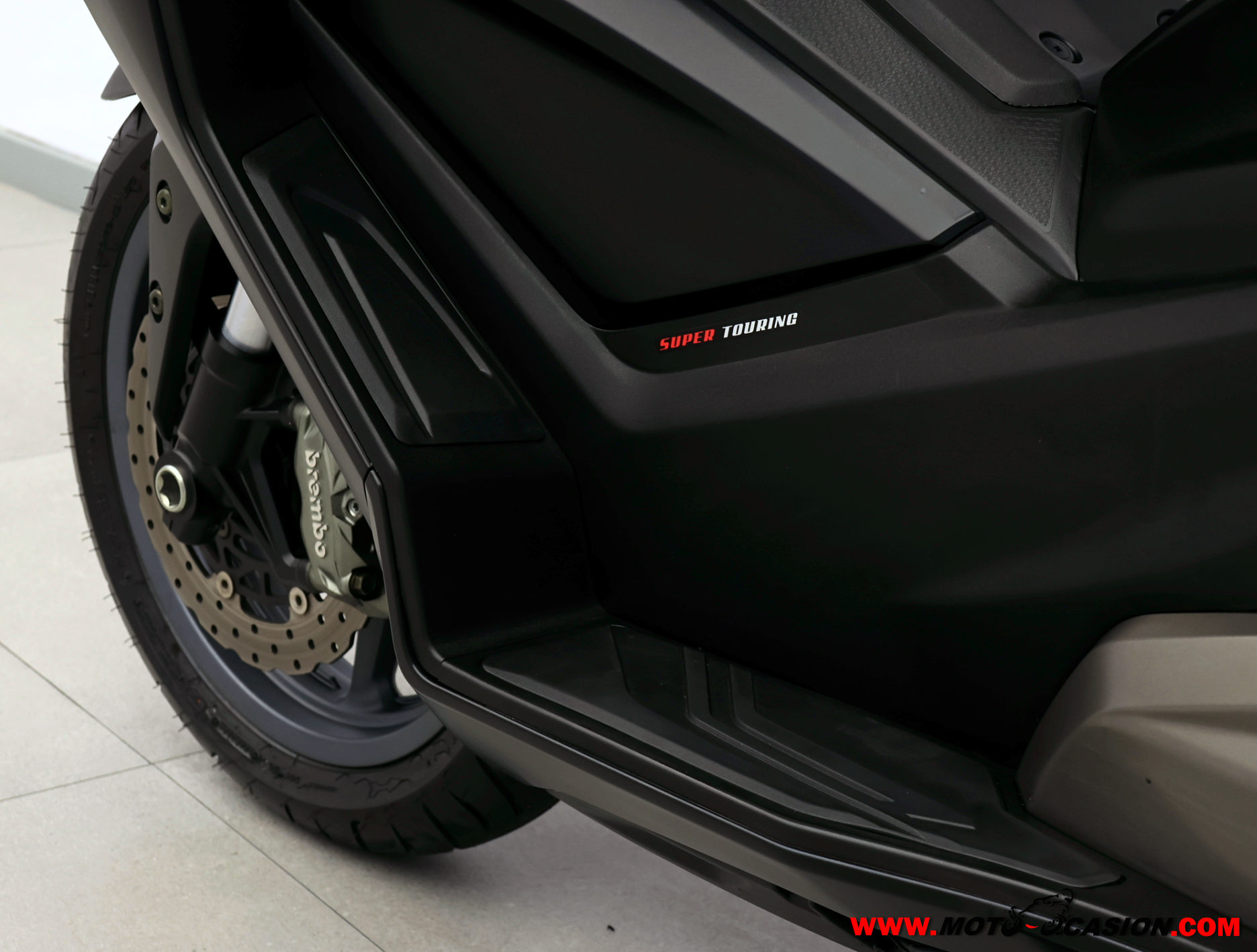 KYMCO AK 550 ¿A2?