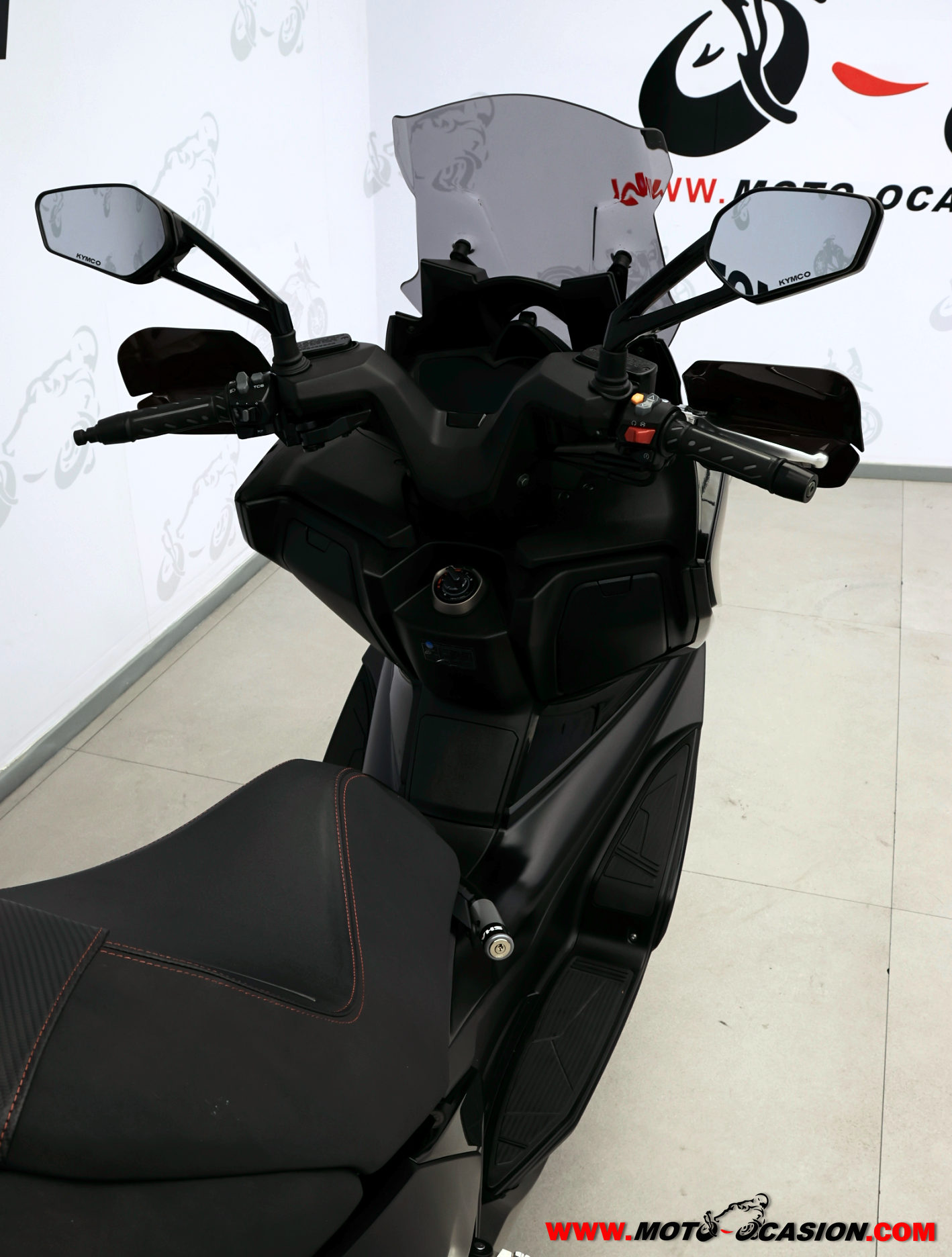 KYMCO AK 550 ¿A2? (copia)