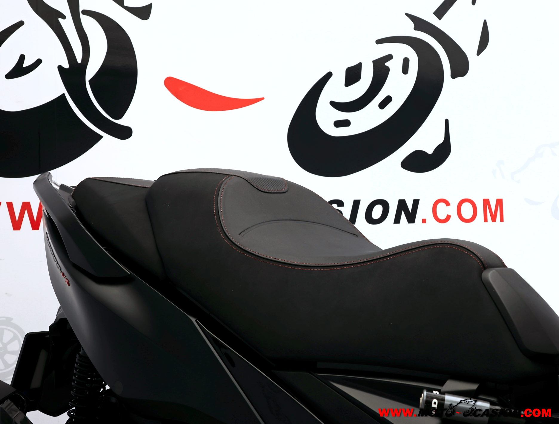 KYMCO AK 550 ¿A2? (copia)