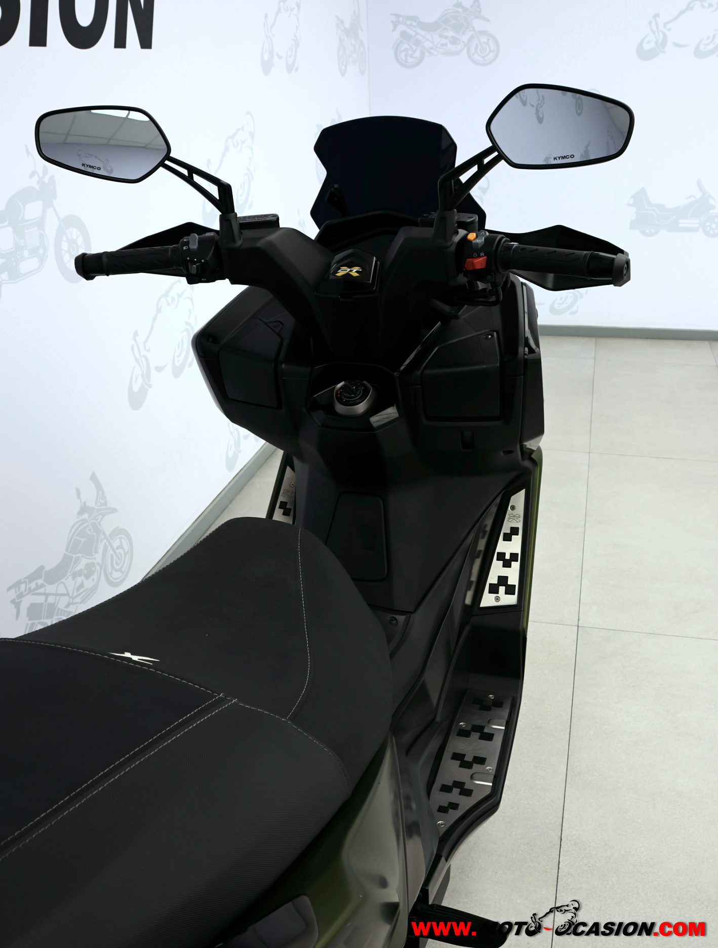 KYMCO AK 550 PREMIUM ¿A2? (copia)