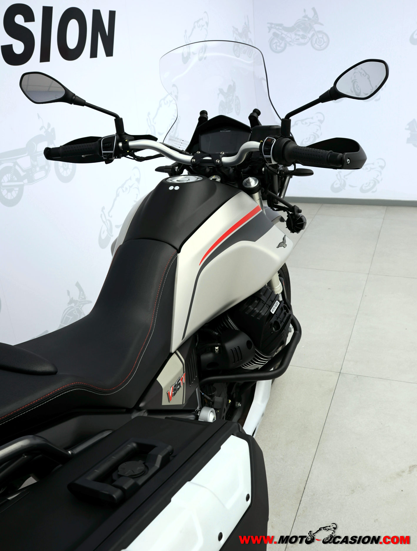 MOTO GUZZI V 85 TT ¿A2? (copia)