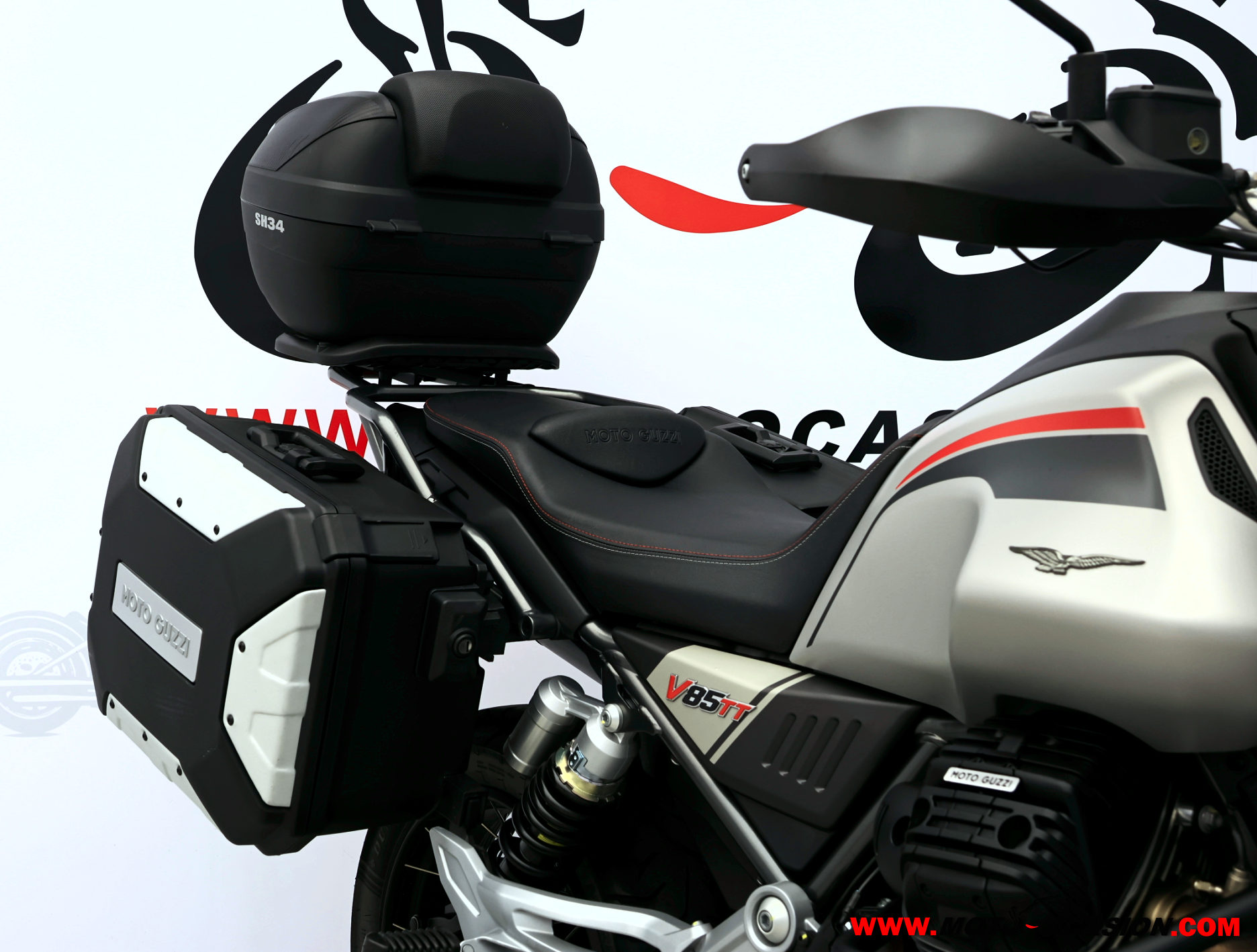 MOTO GUZZI V 85 TT ¿A2? (copia)